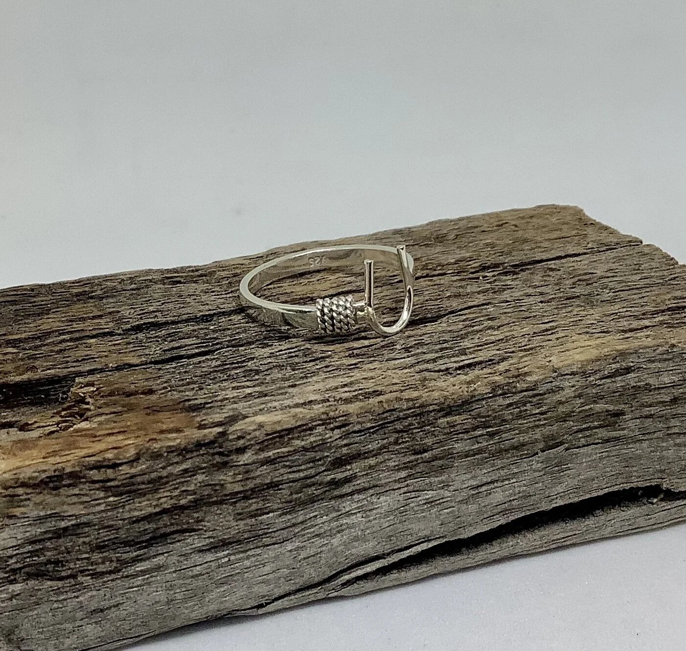 2A800811-BC63-4DBC-85FB-F9FE416D666B