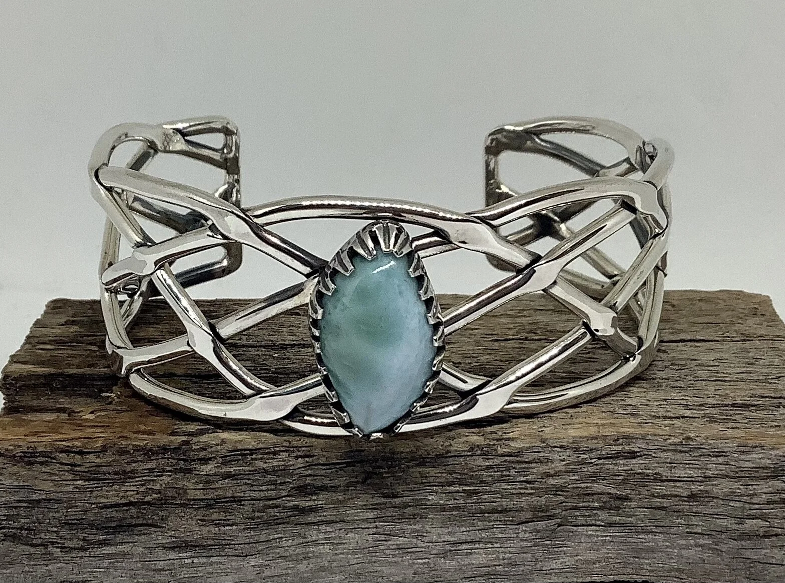 7B2E9C41-3F68-4150-A1EC-C9C22C9AC222