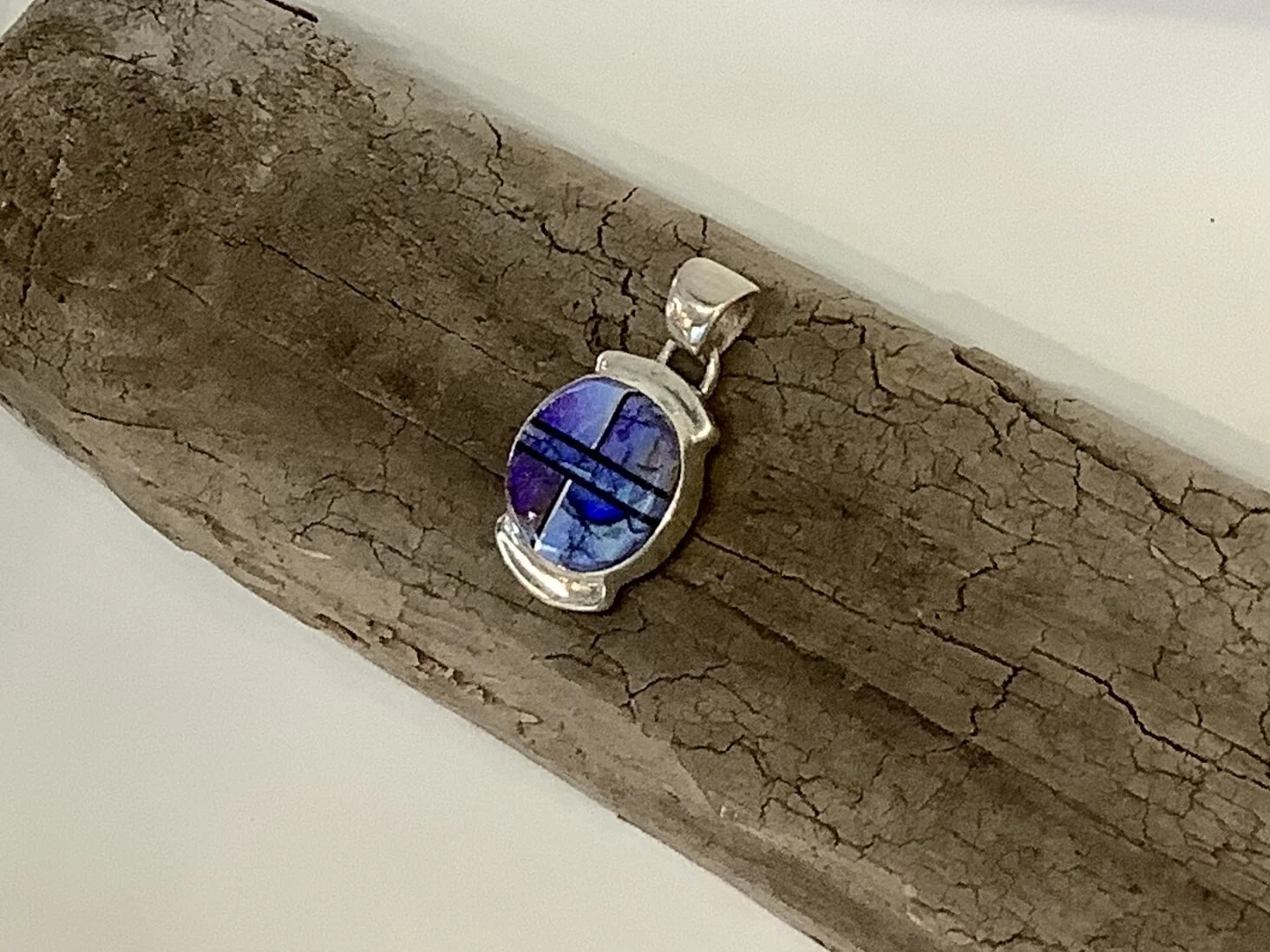 0E97E6A3-B20D-45AC-9A6C-897F2B66F366