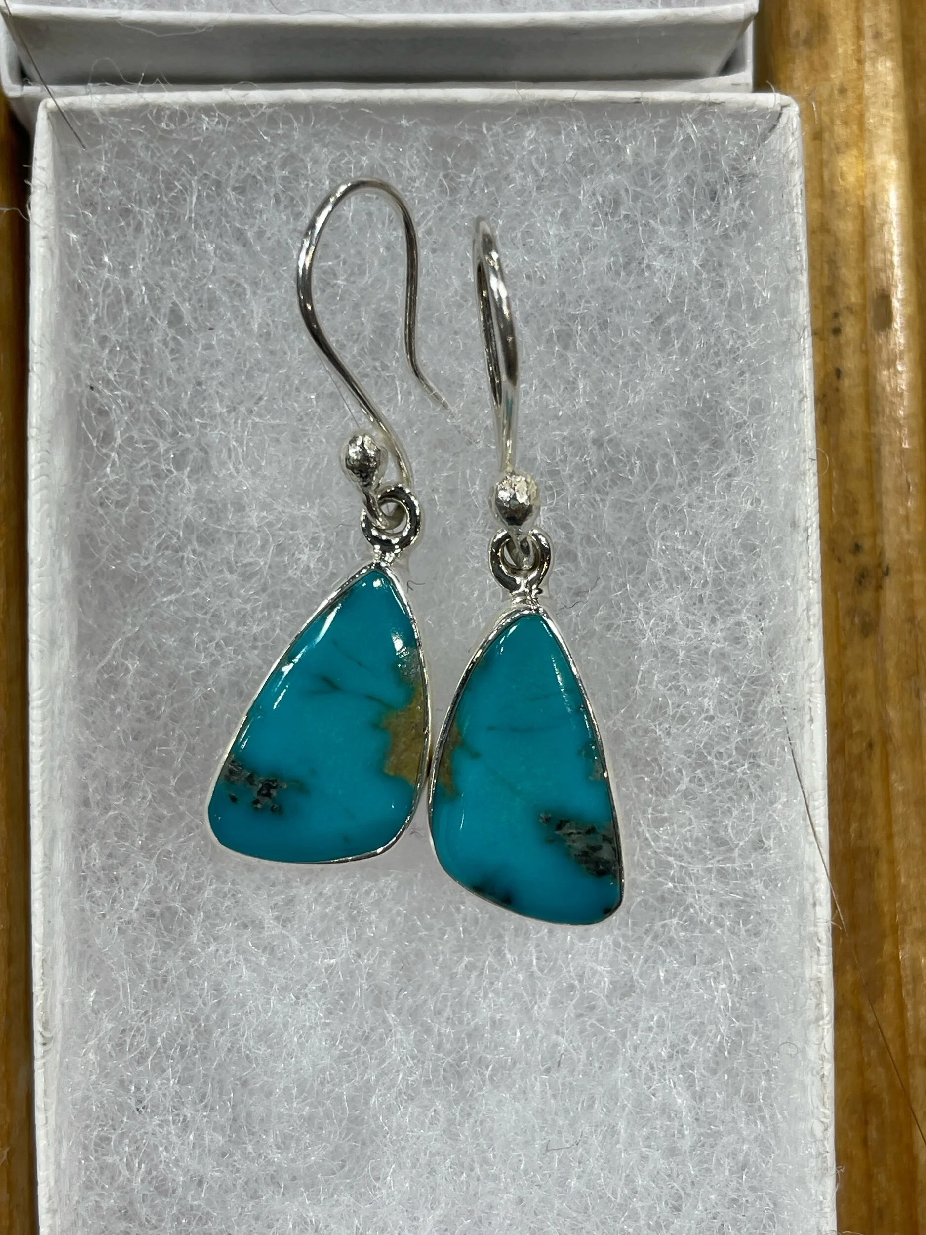 D311AE8B-BB4F-45DD-889E-3681FA1DD2E6