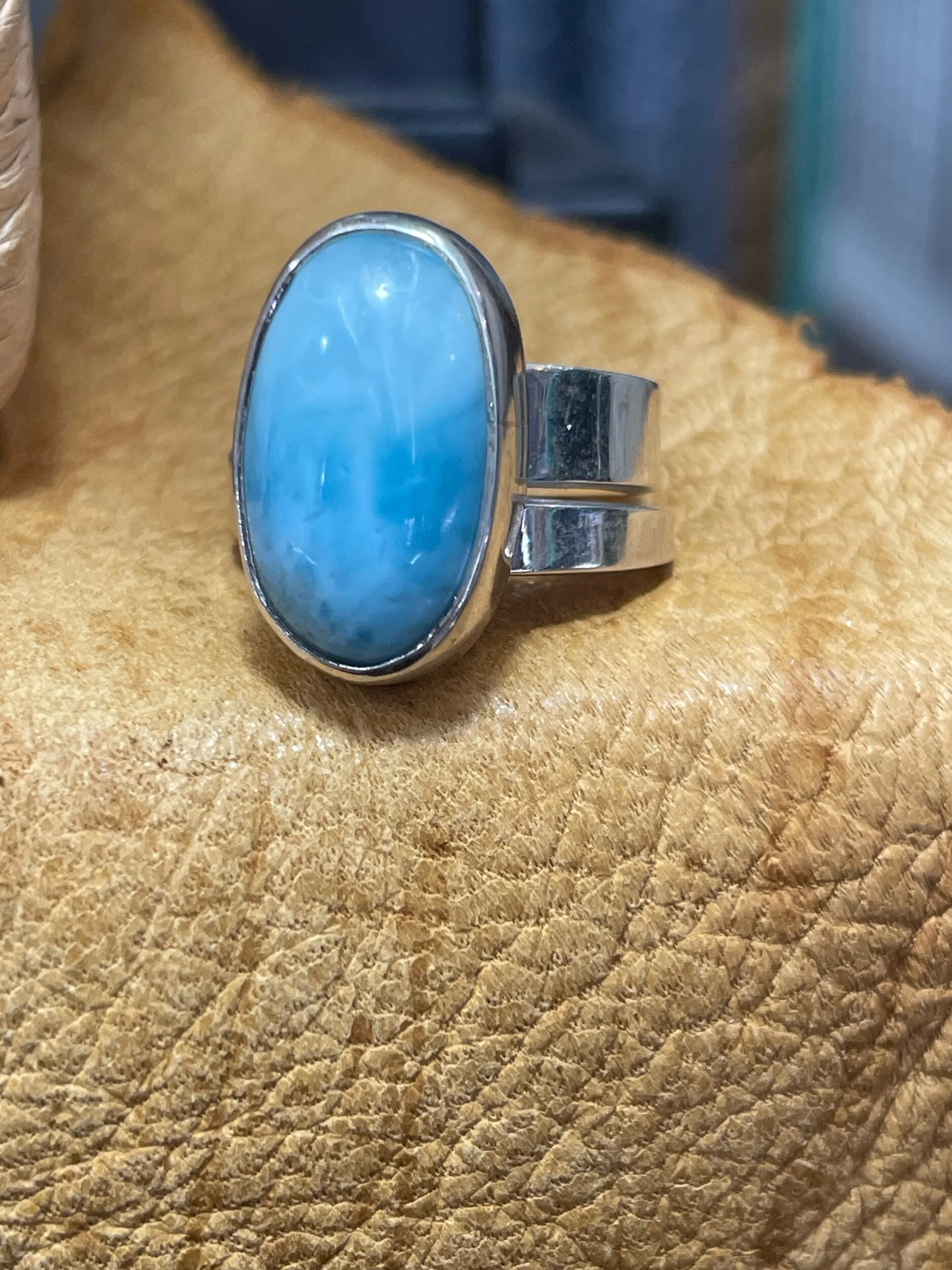 E353FAFD-7E47-46E7-BFAC-409251FF57B8