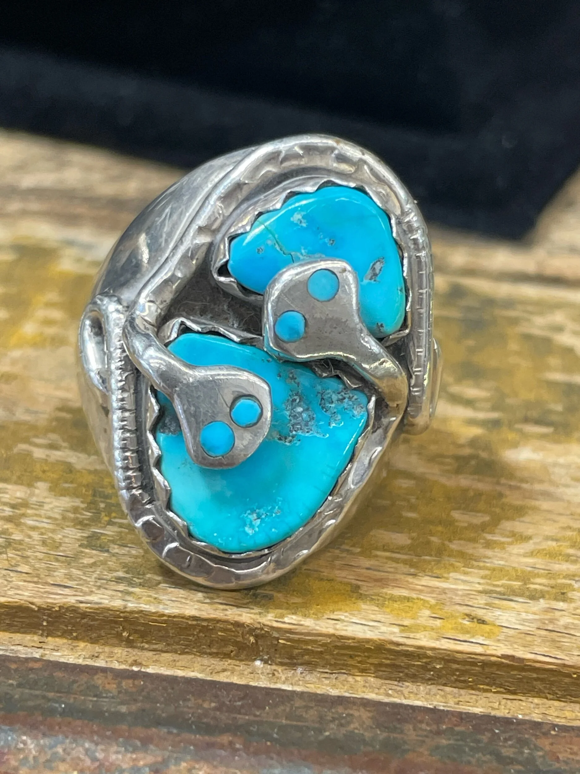 9441B600-9F4F-4DB8-8244-93586A68C64D