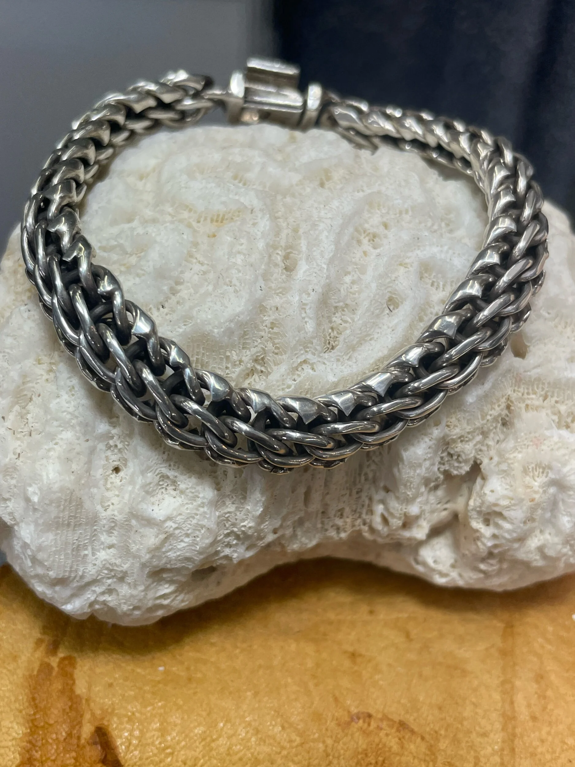 CE934AC9-6A63-46E7-A03A-49A684AE6341