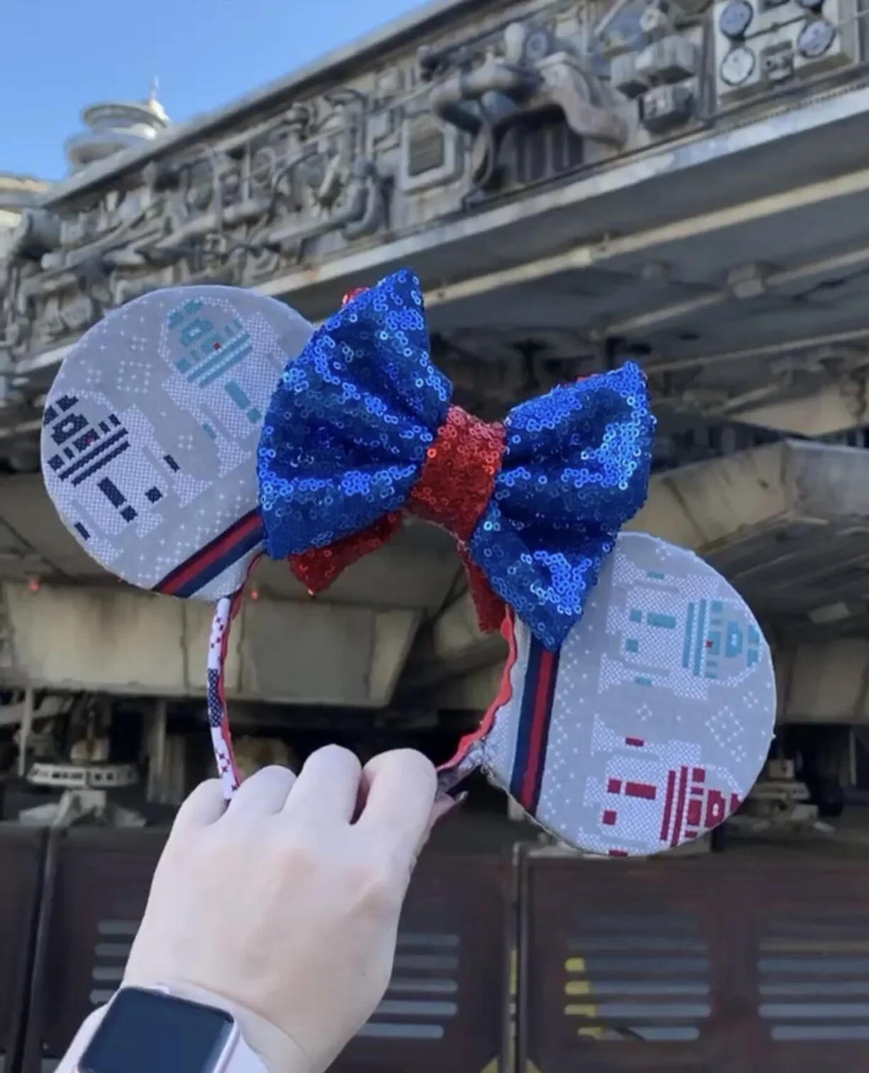 924FBACA-DA9C-48E0-80A0-AF36200CB88F