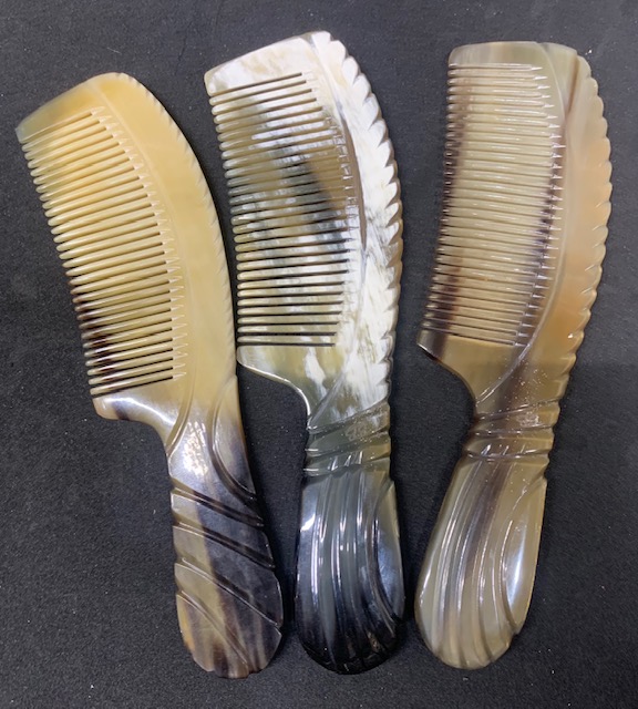 BEAST COMBS