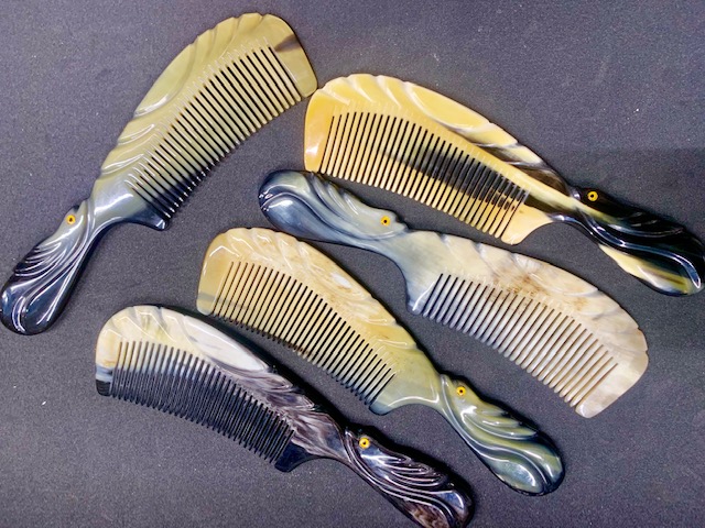 CURLEW COMBS