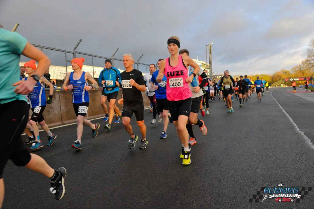 Oulton-Marathon-start_10-laps-of-the-track_3hours39mins_2.12.18-1024x682.jpg