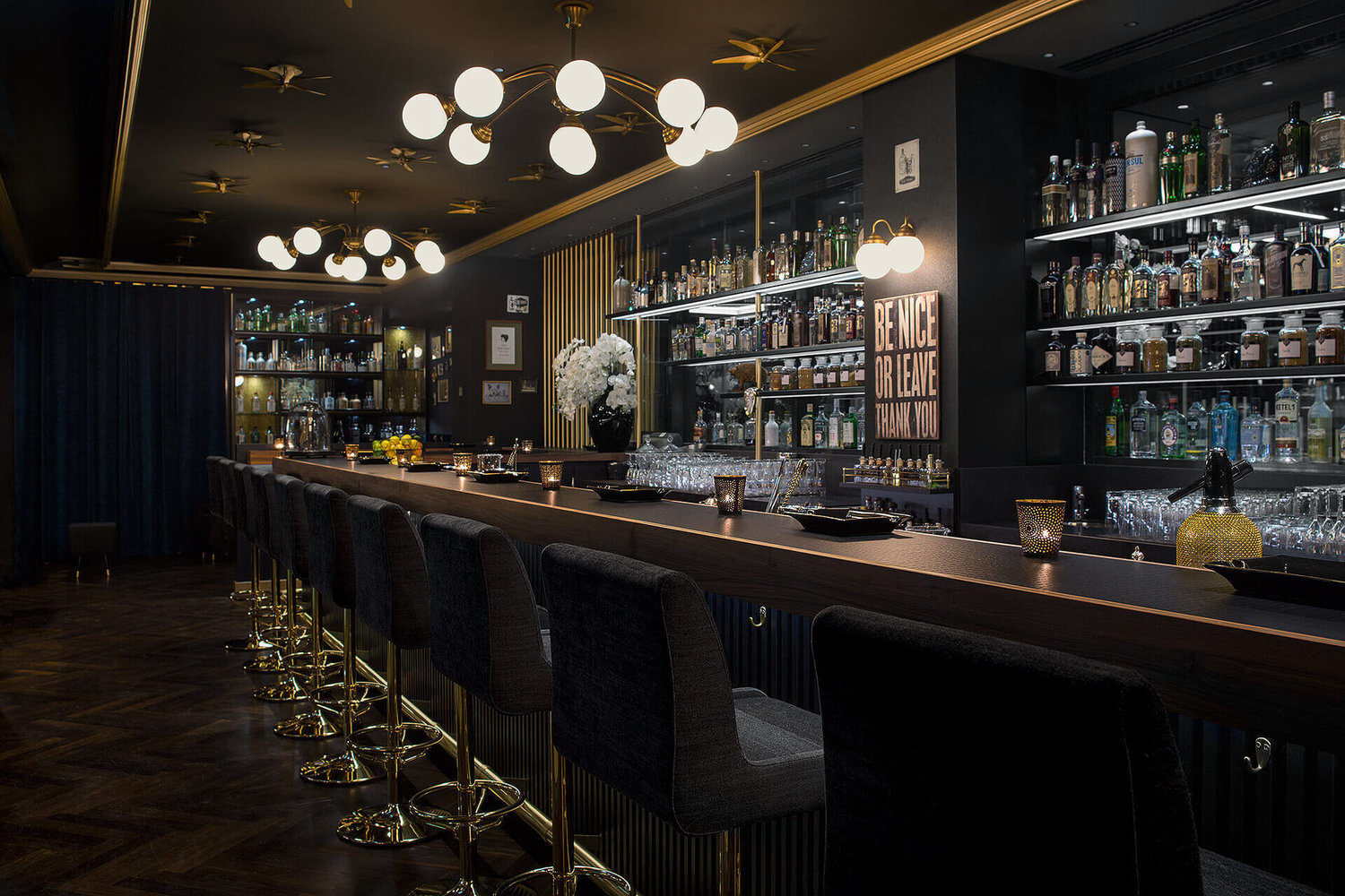amanogroup_eatdrink_zoe_gtbar_top_01.jpg