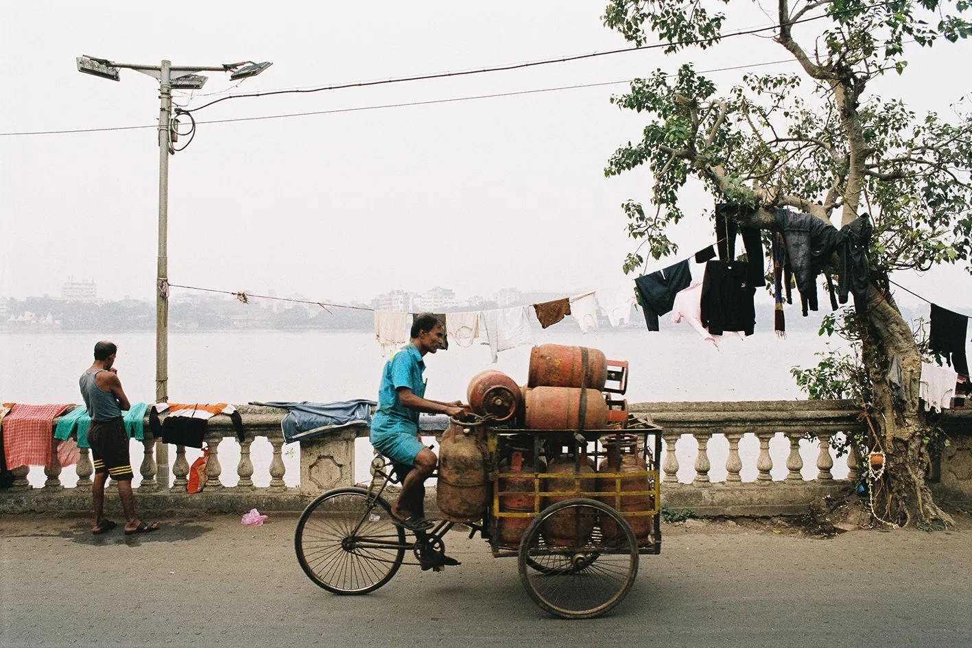 nachoghermoso_india_35mm_color_12.jpg
