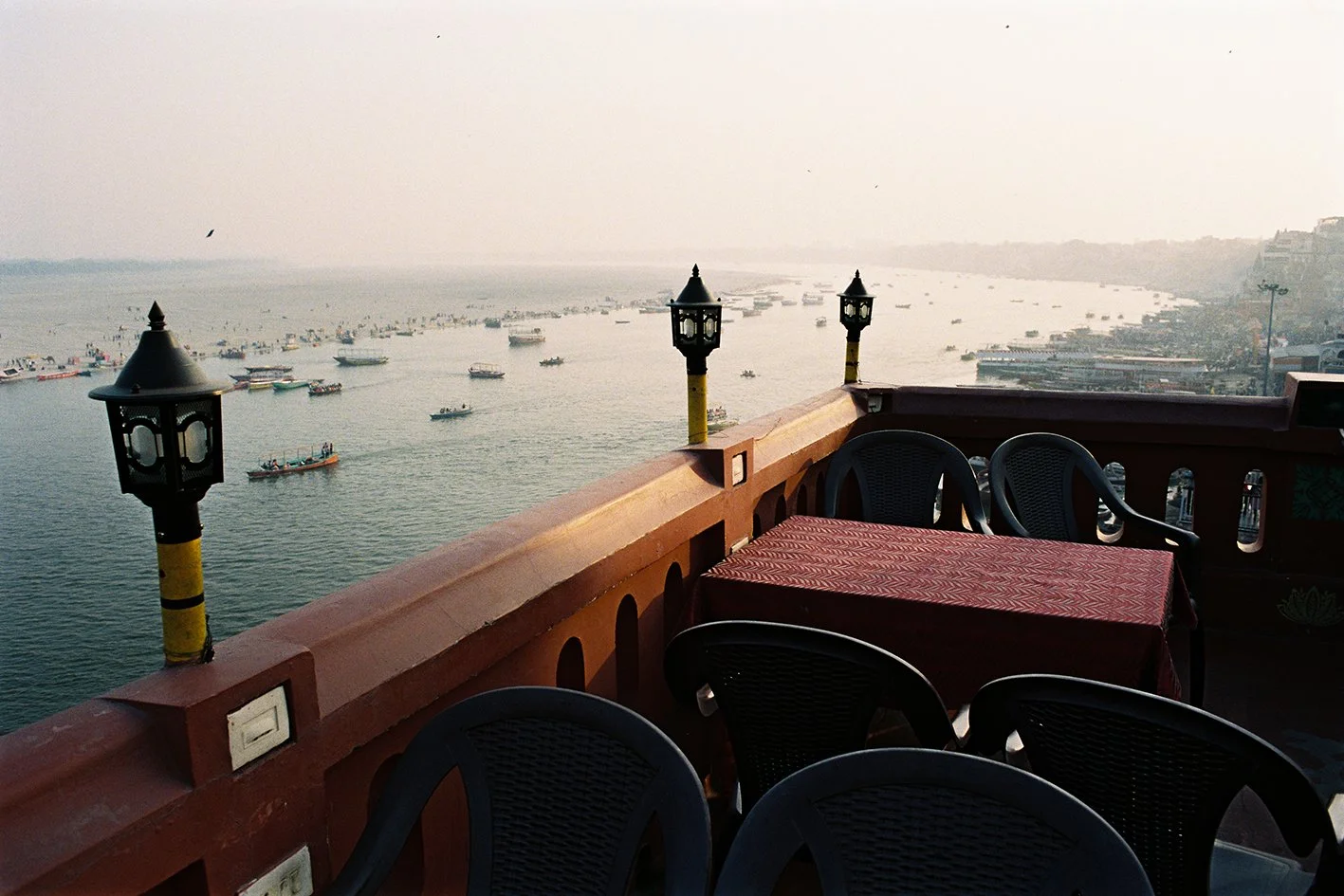 nachoghermoso_india_35mm_color_42.jpg