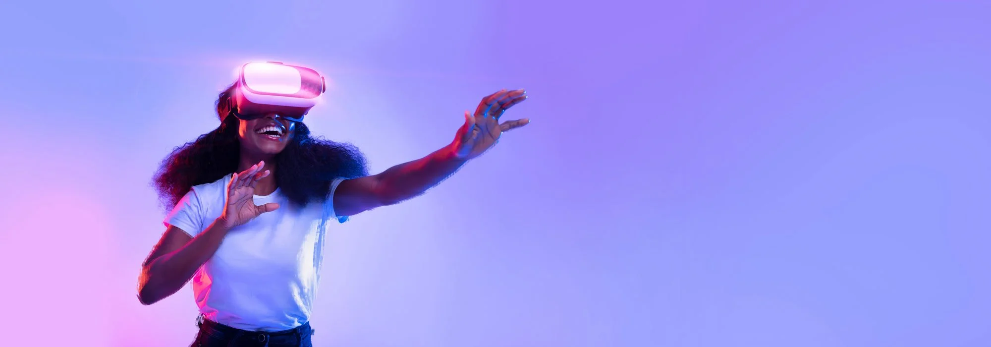 Enhancing User Experience: How to Incorporate Virtual &amp; Augmented Reality in Consumer Electronics