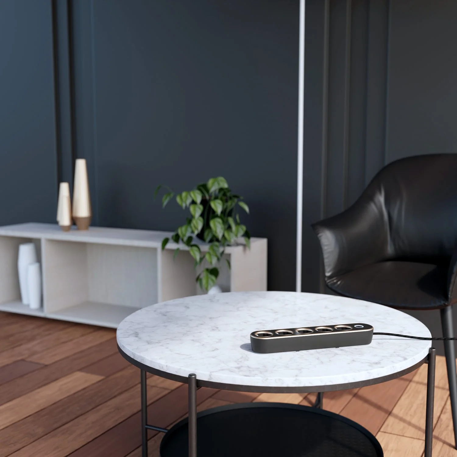 In-Use-Gol-Black-Power-Strips-02.jpg