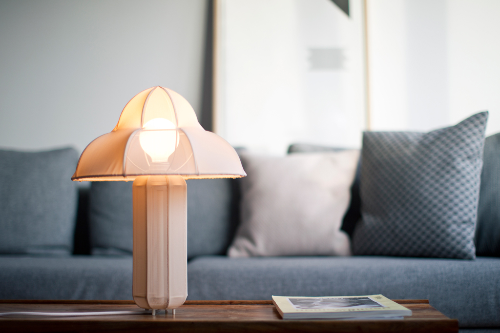ray_lamp_kristine_five_melvaer_1.jpg