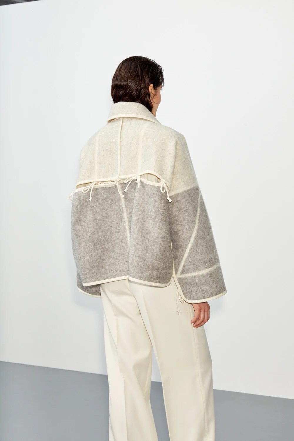 TB - ESP - Lookbook AW205416.jpg