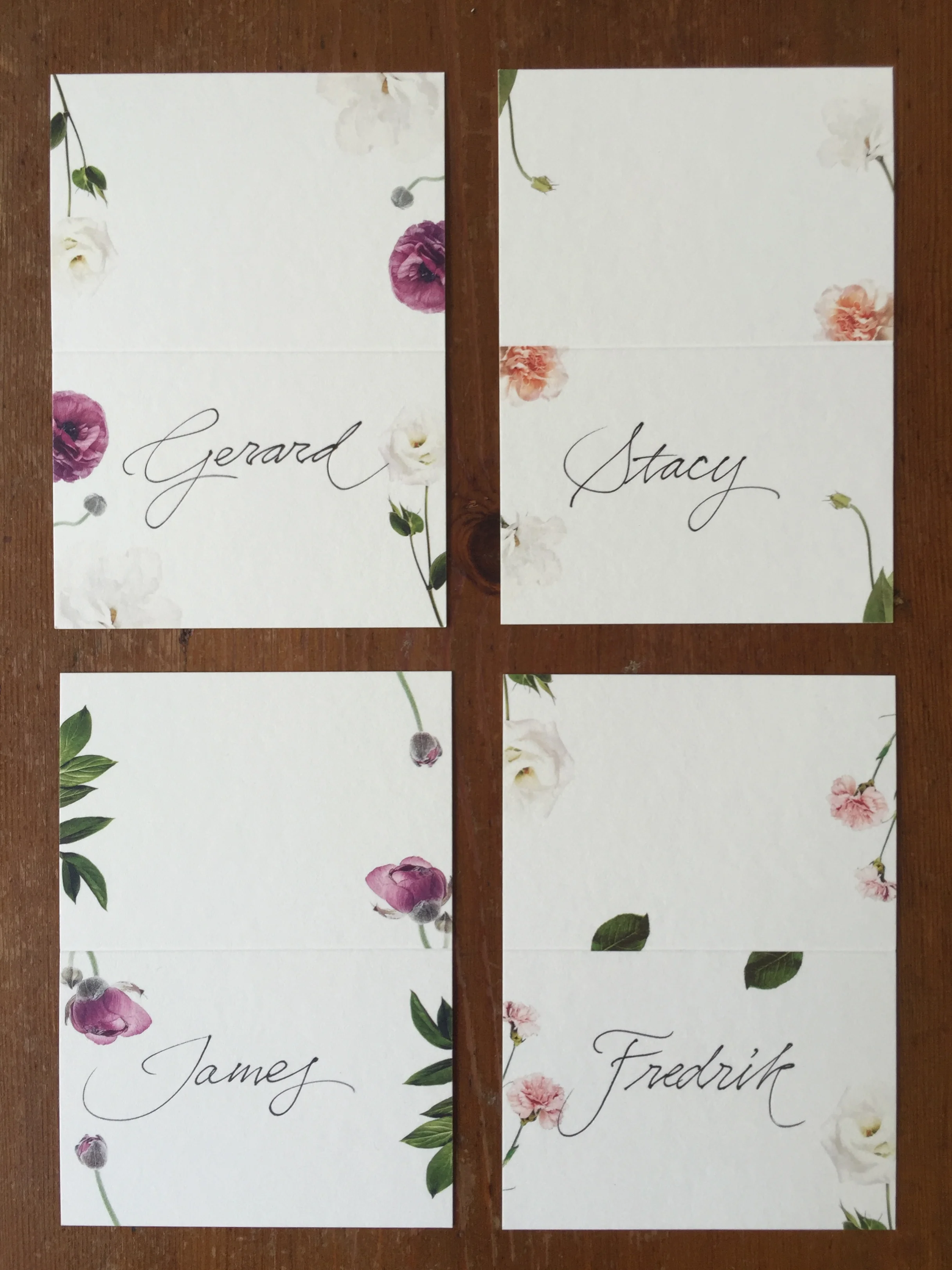 Placement cards for wedding dinner