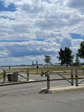 A picture of the airport from Constitution Beach.jpg