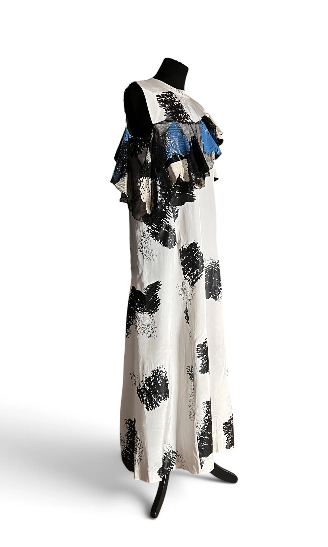 Togaarchivesdress3.jpg