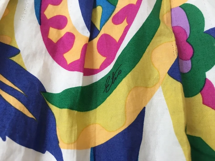 Etroskirt2.jpg