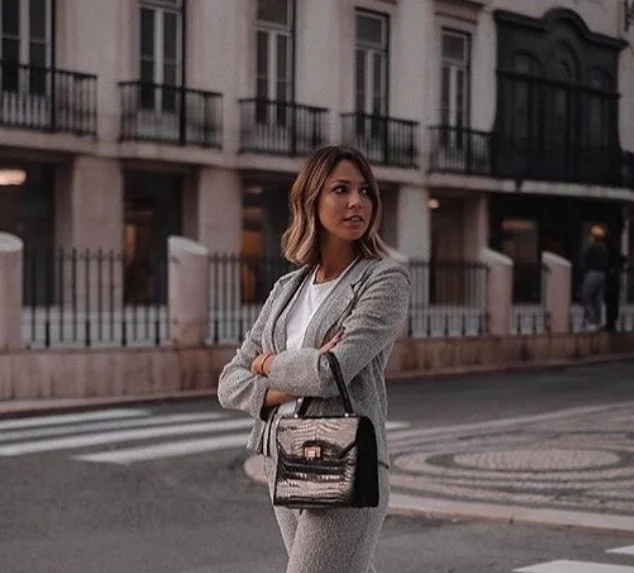 ChanelsuitSC3.jpg