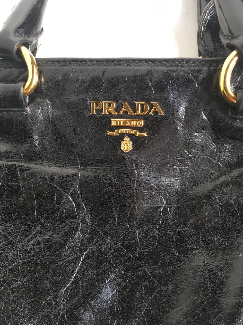 Pradablack6.jpg