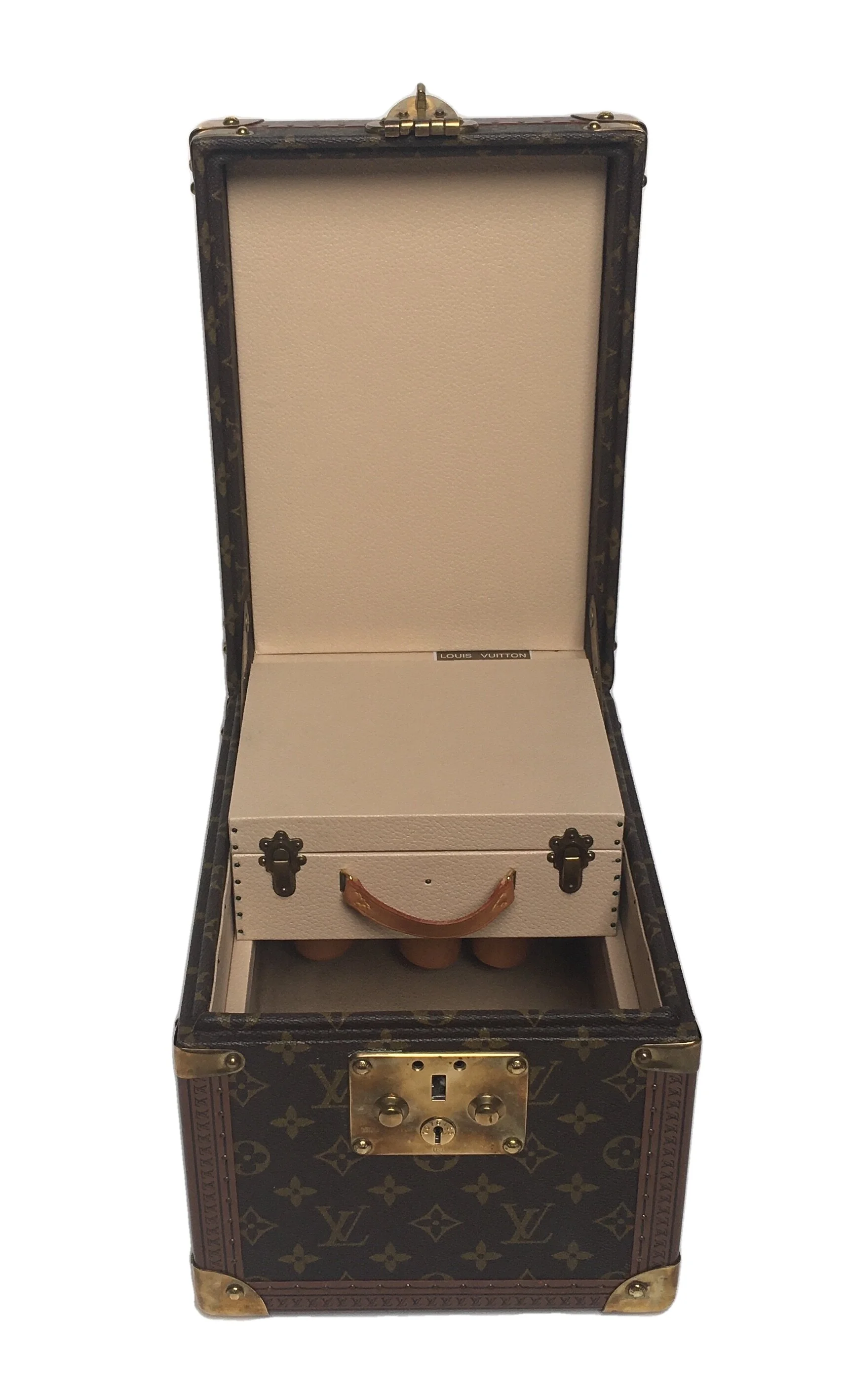 LVNecessaire6.jpg