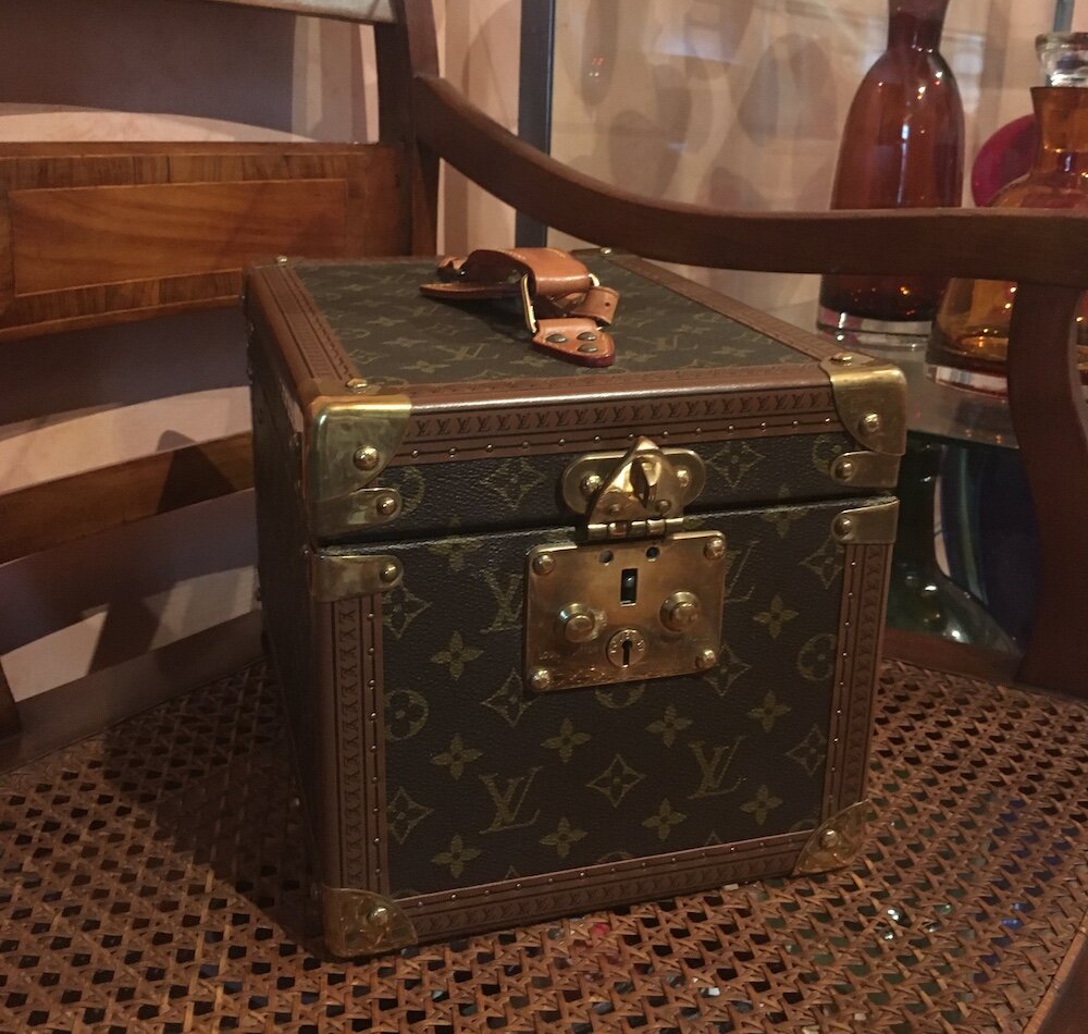 Vuitton vintage beauty case — Mia Luxury Vintage