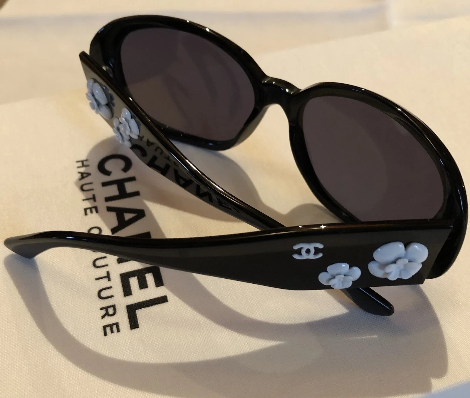 Chanel camellia black sunglasses