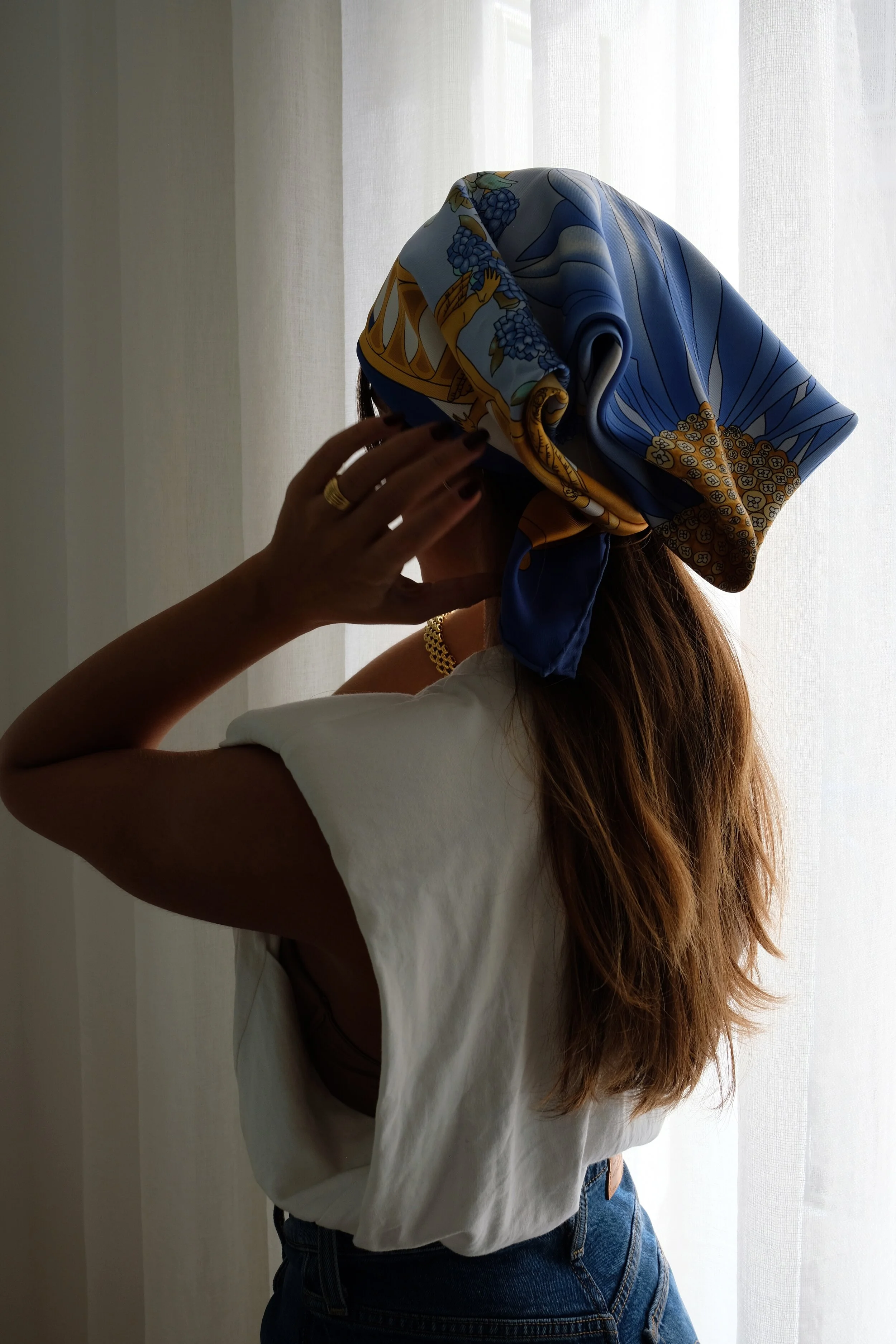 Hermès Vintage Carré "Amours"