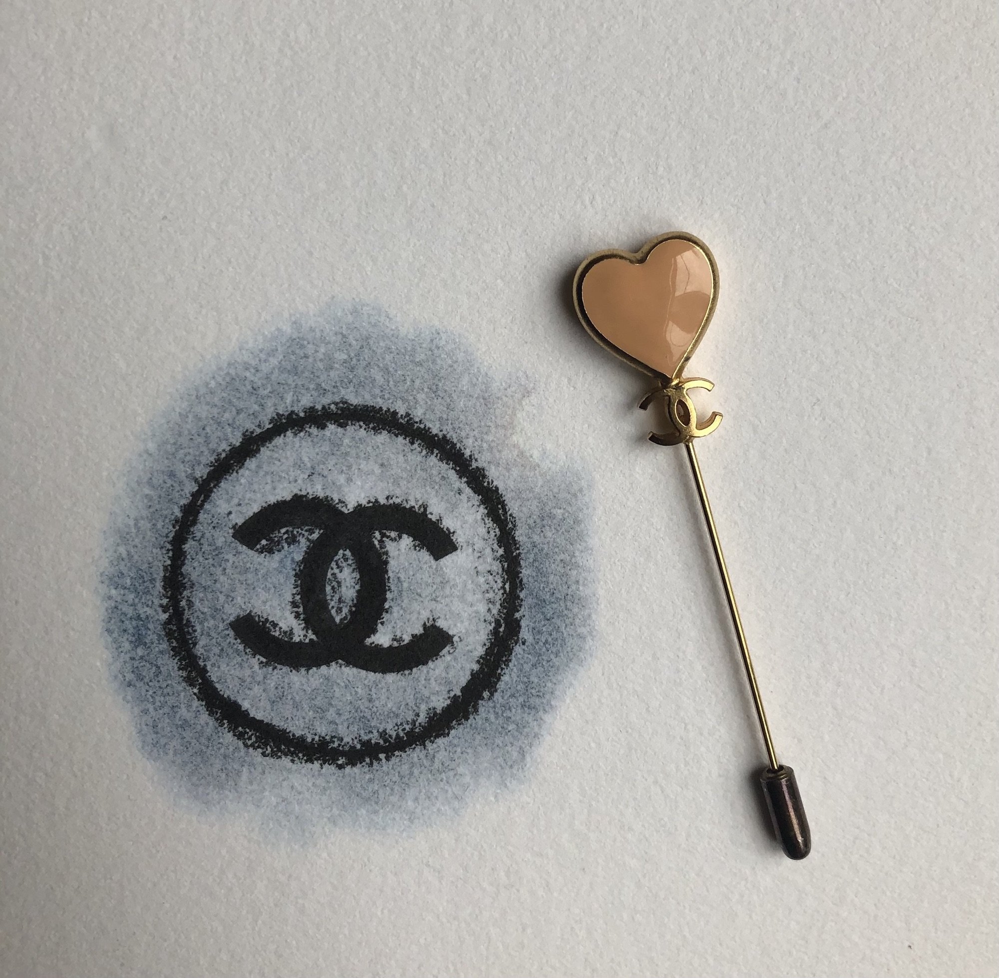 Chanel Heart Pin — Mia Luxury Vintage