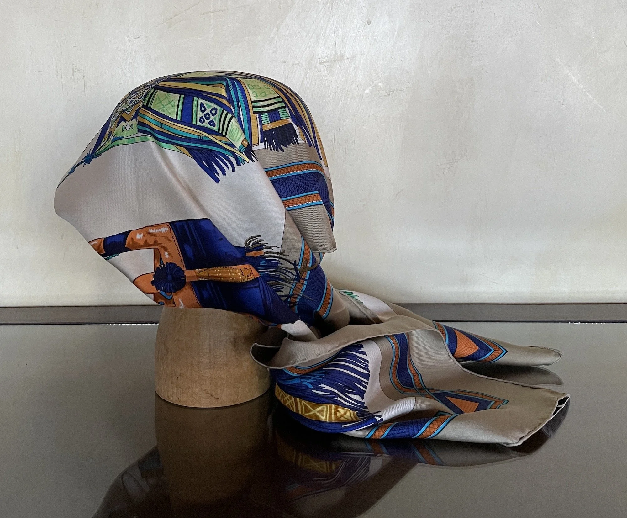 Hermès Vintage Carré "Cuirs du Desert"