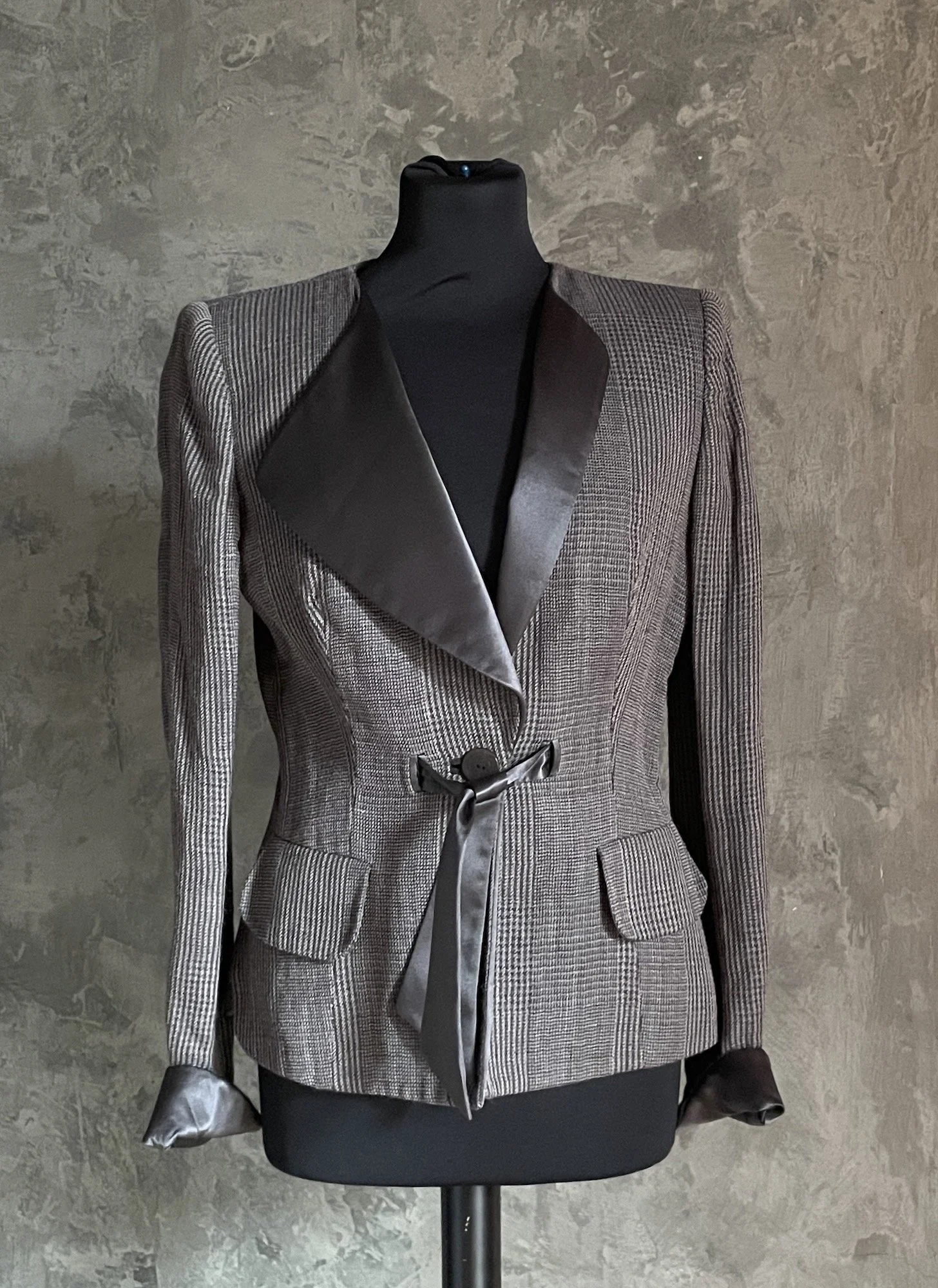 Giorgio Armani Vintage Tweed Blazer — Mia Luxury Vintage