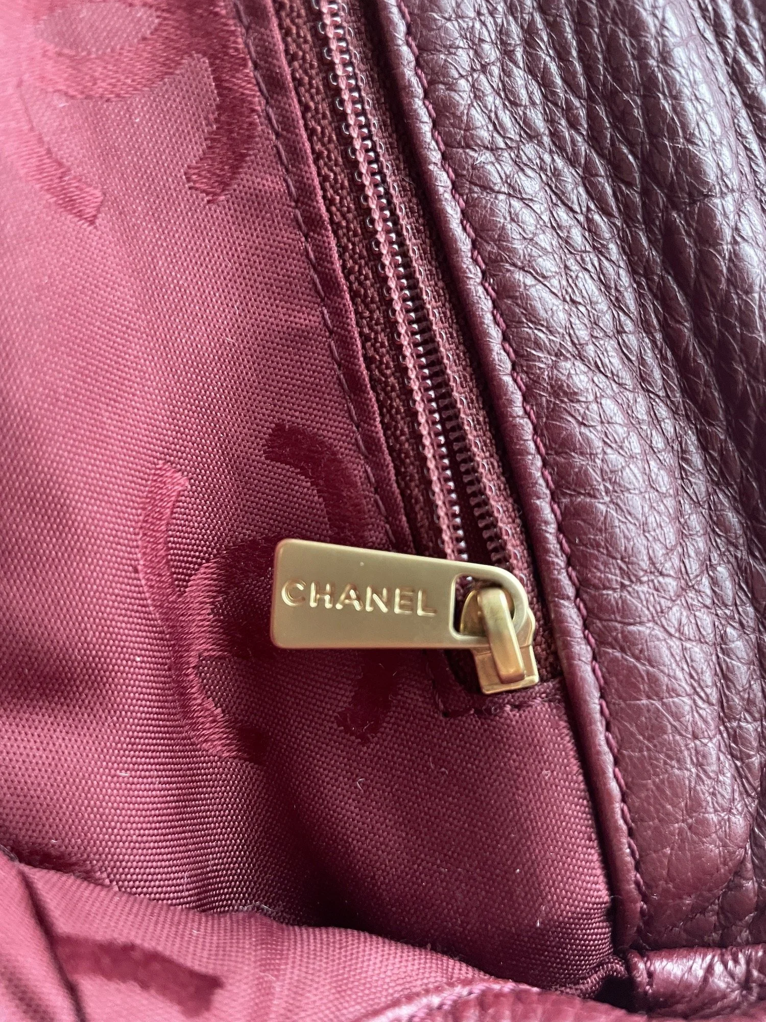 Chanel Vintage Chanel Stitch Quilted Shoulder Bag — Mia Luxury Vintage