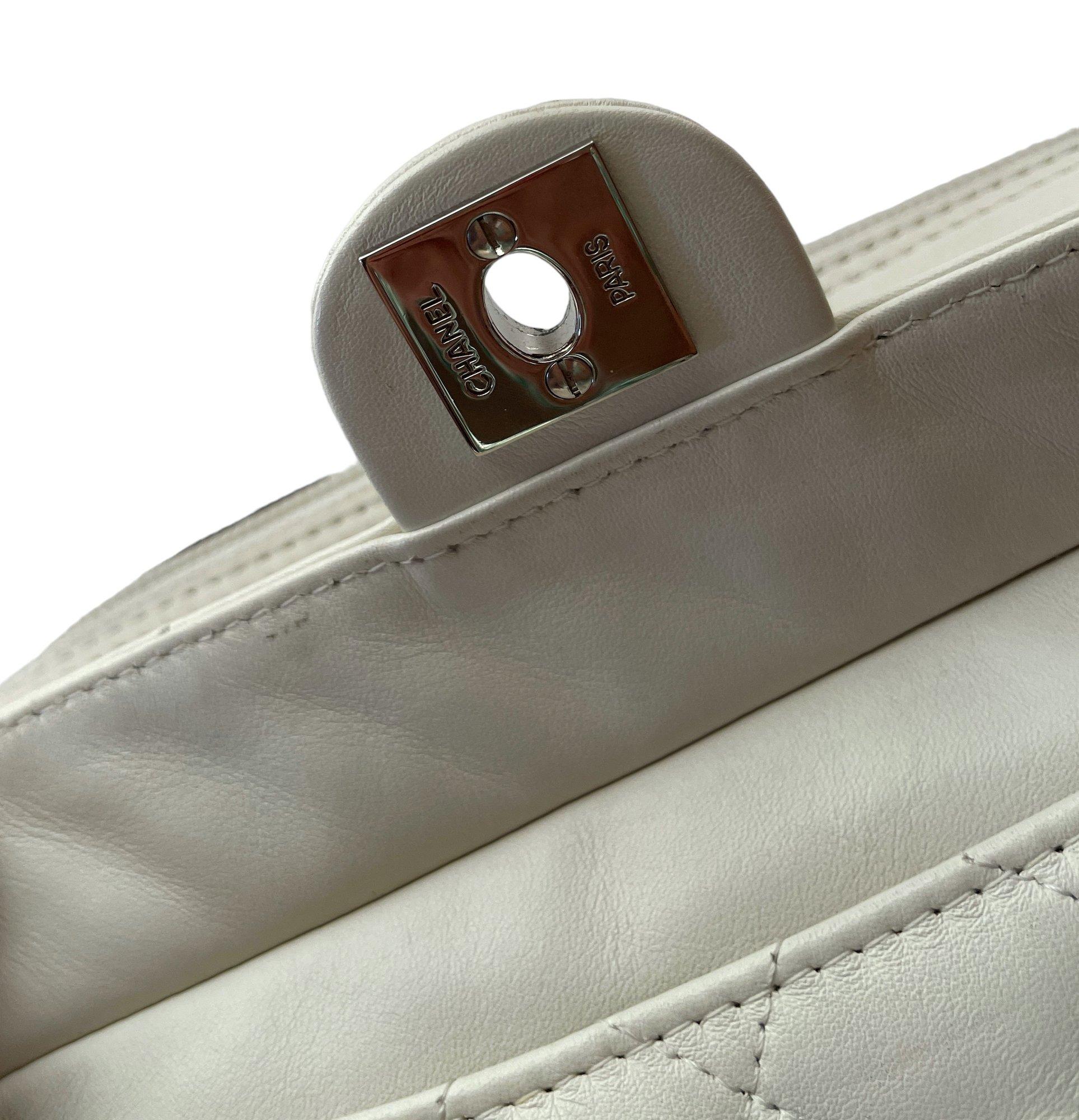 Chanelcamera15.JPG
