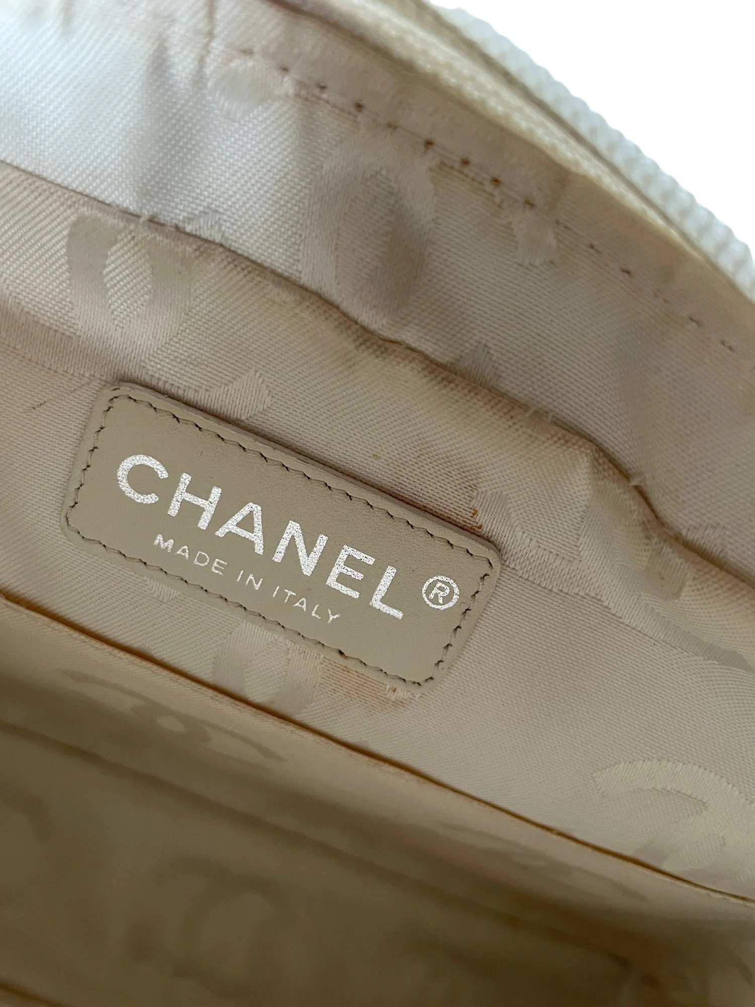 Chanelcamera32.JPG