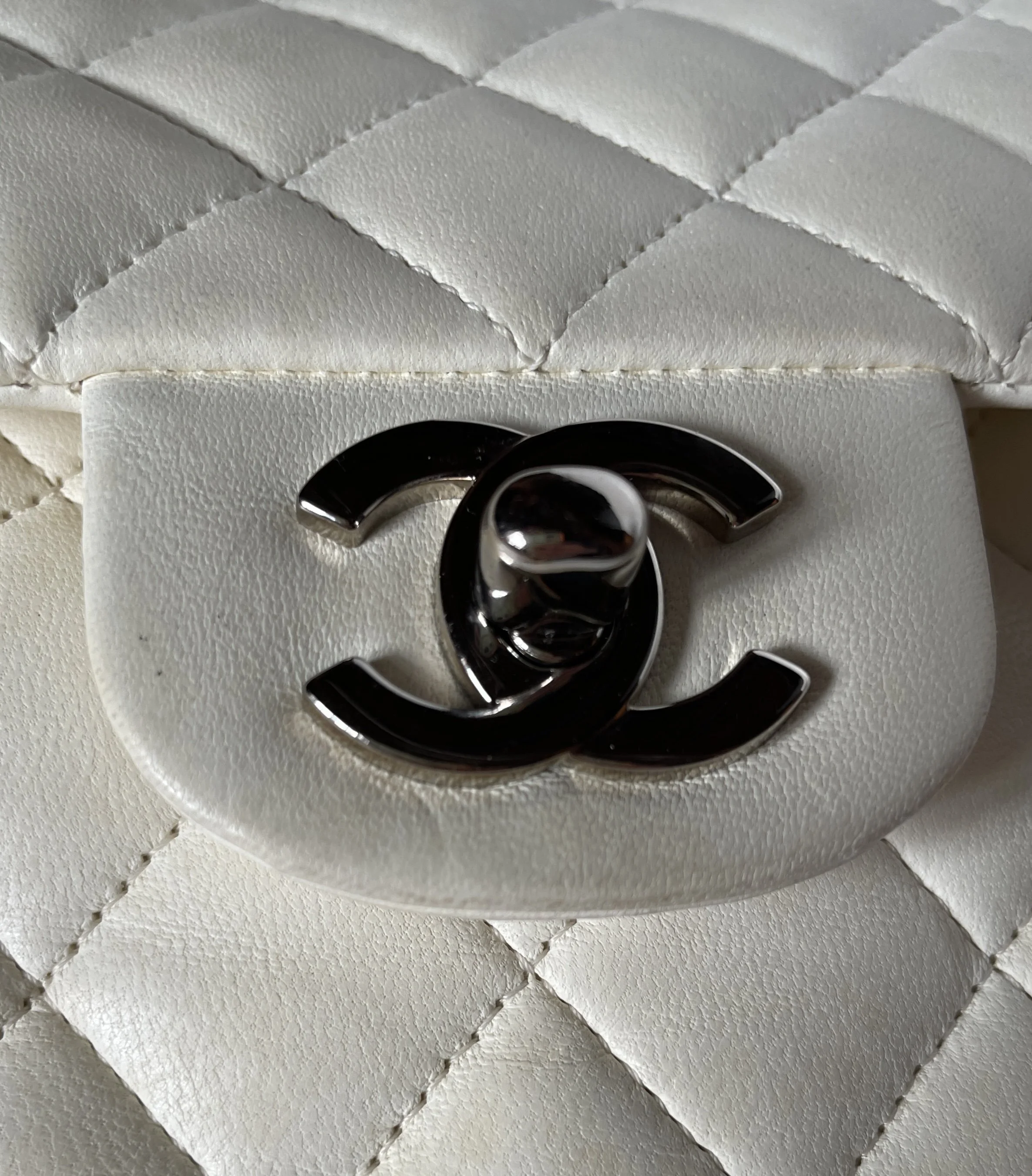 Chanelwhite15.jpg