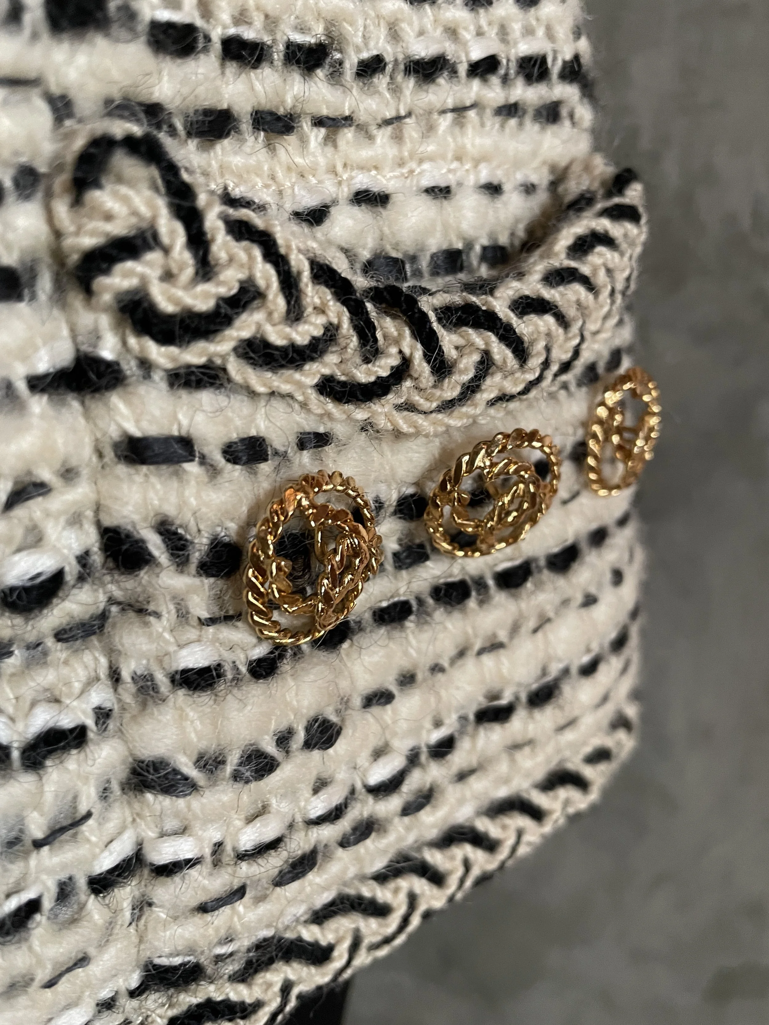 Chanelvest4.JPG