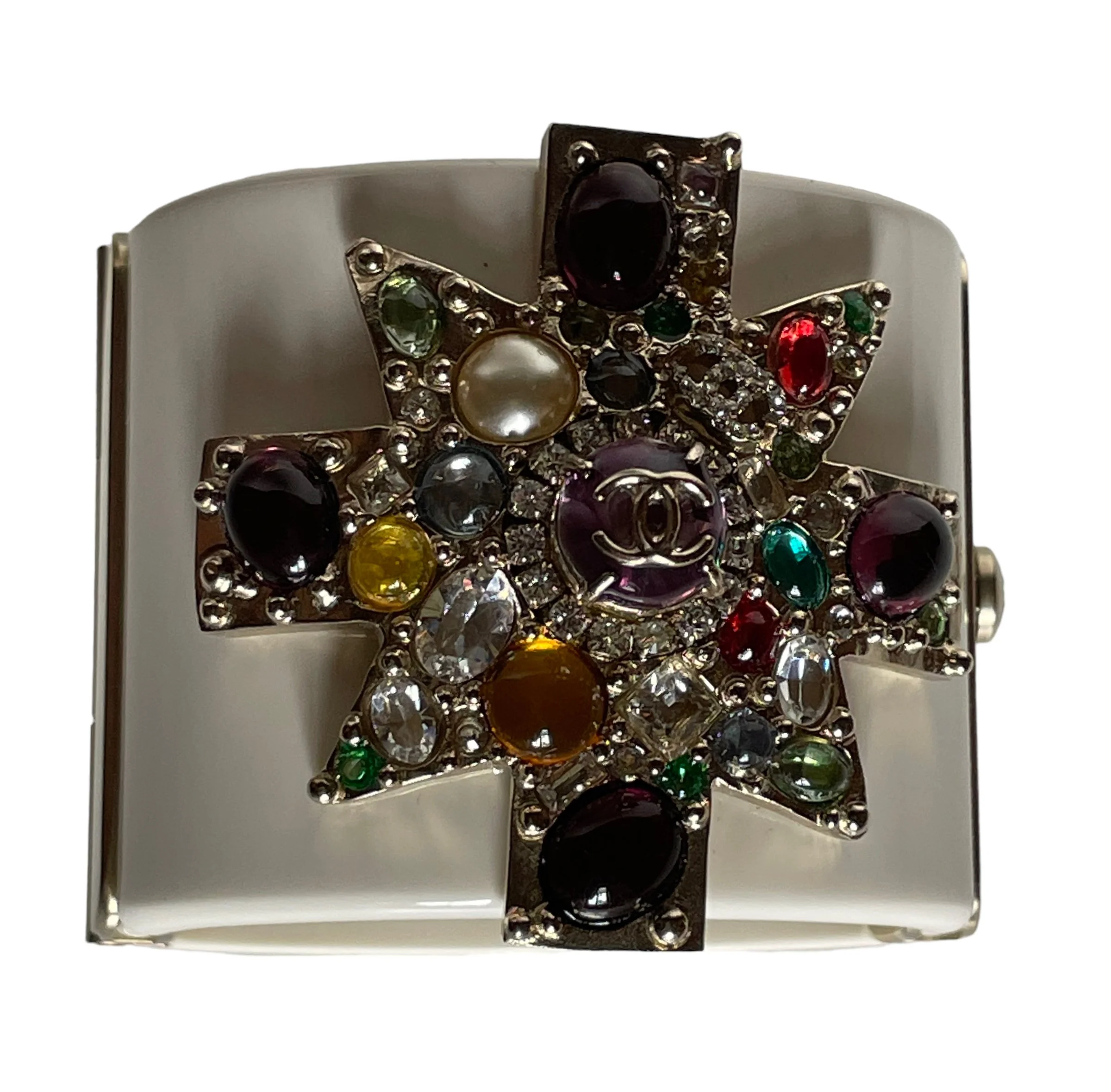 ChanelWhiteCuff13.JPG
