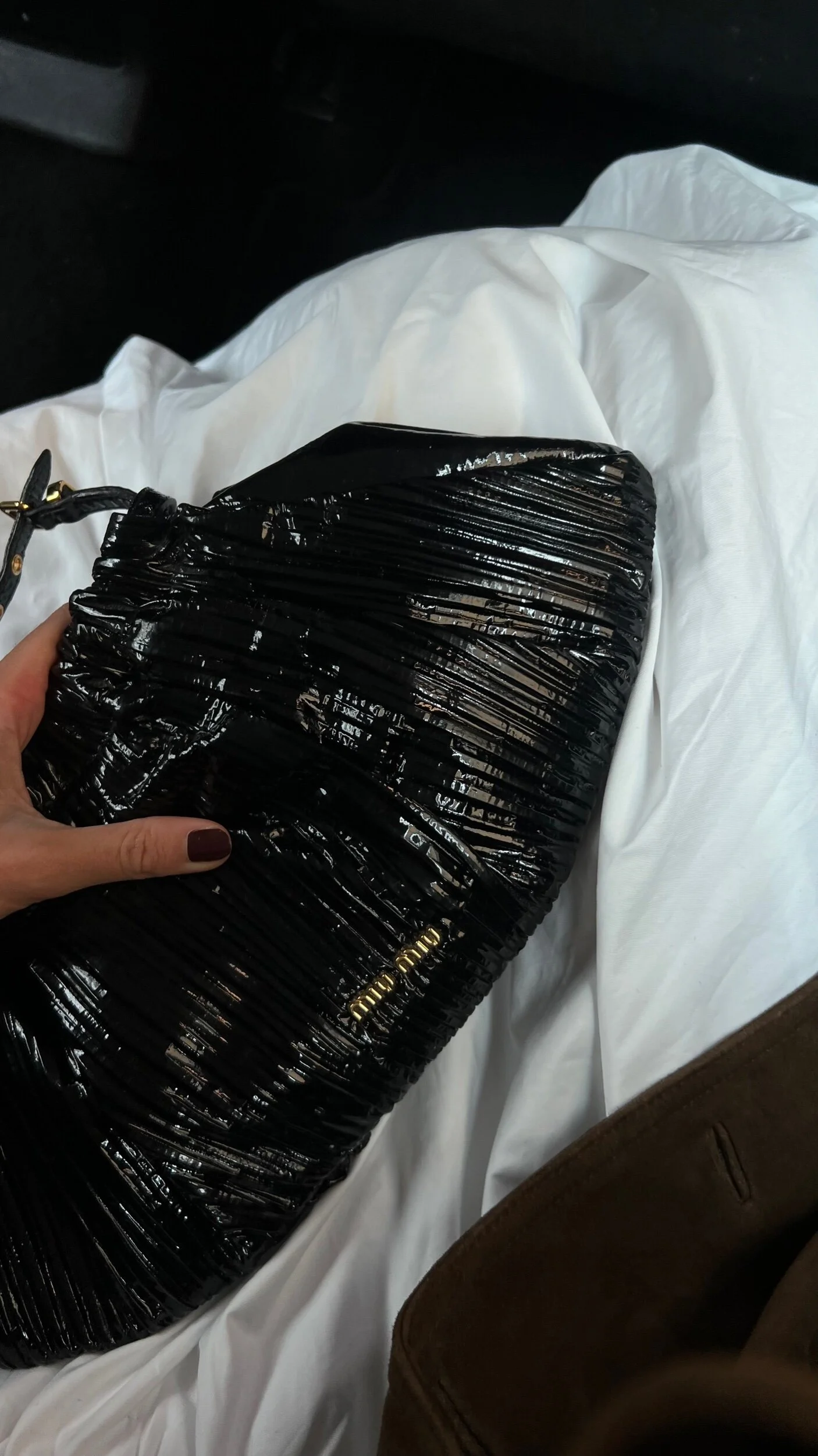 1737BA67-2DB0-4D20-855B-D749DBE46988