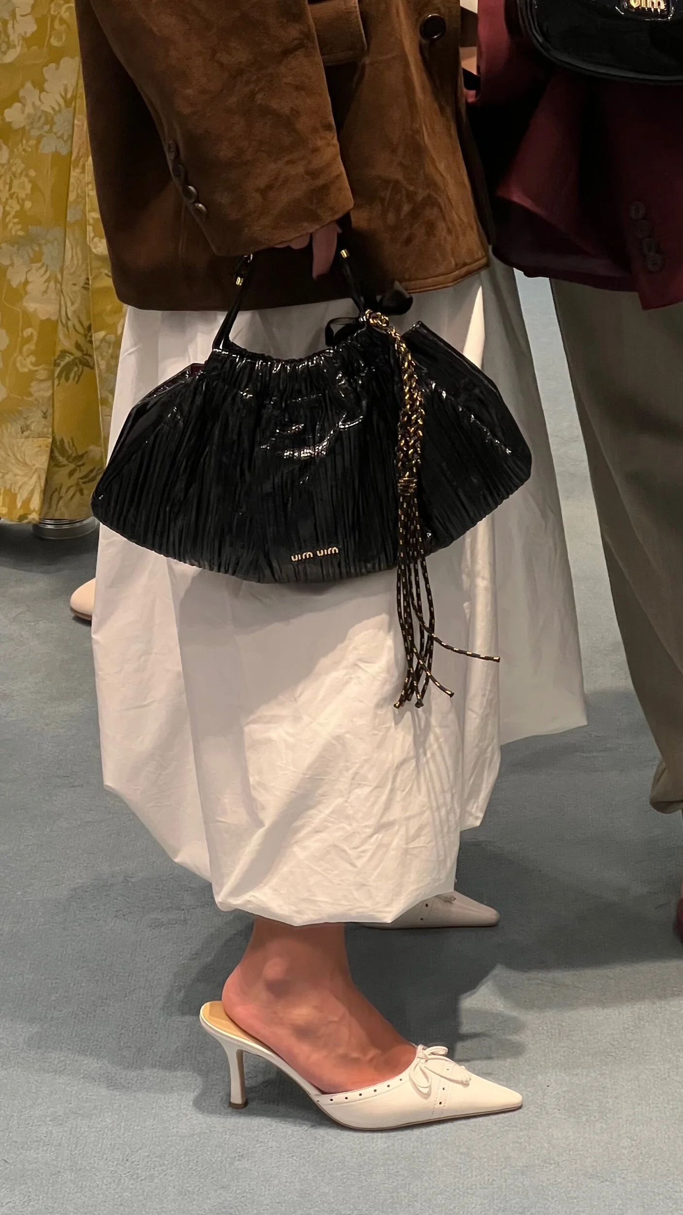 F3A09998-0B52-4D79-A09B-763A765D8AB3