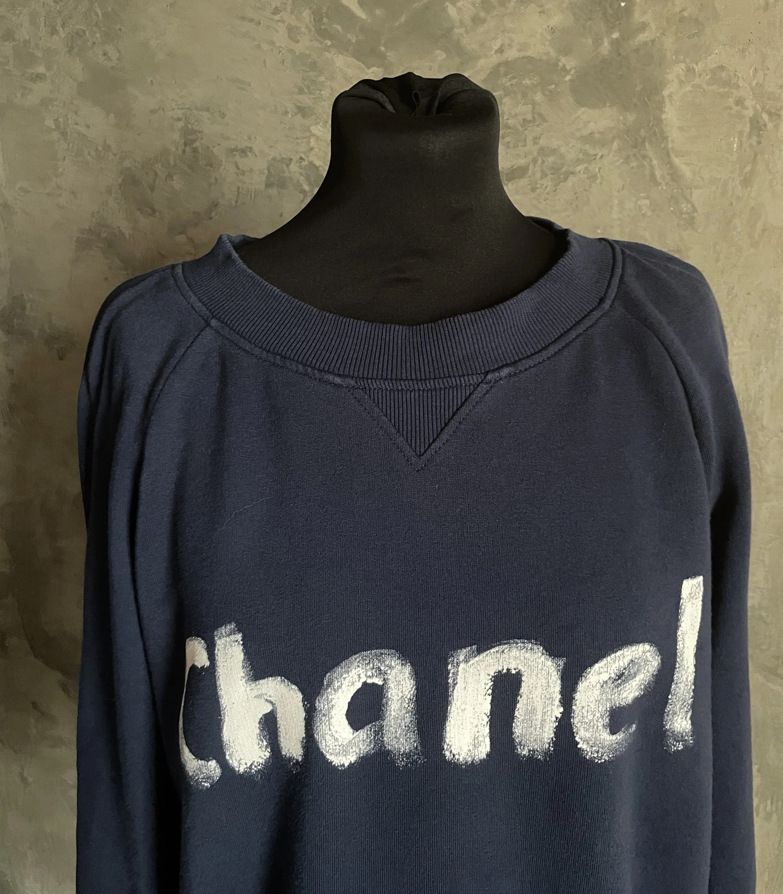 Chanel Limited Edition Christmas 2013 Navy Sweatshirt — Mia Luxury 