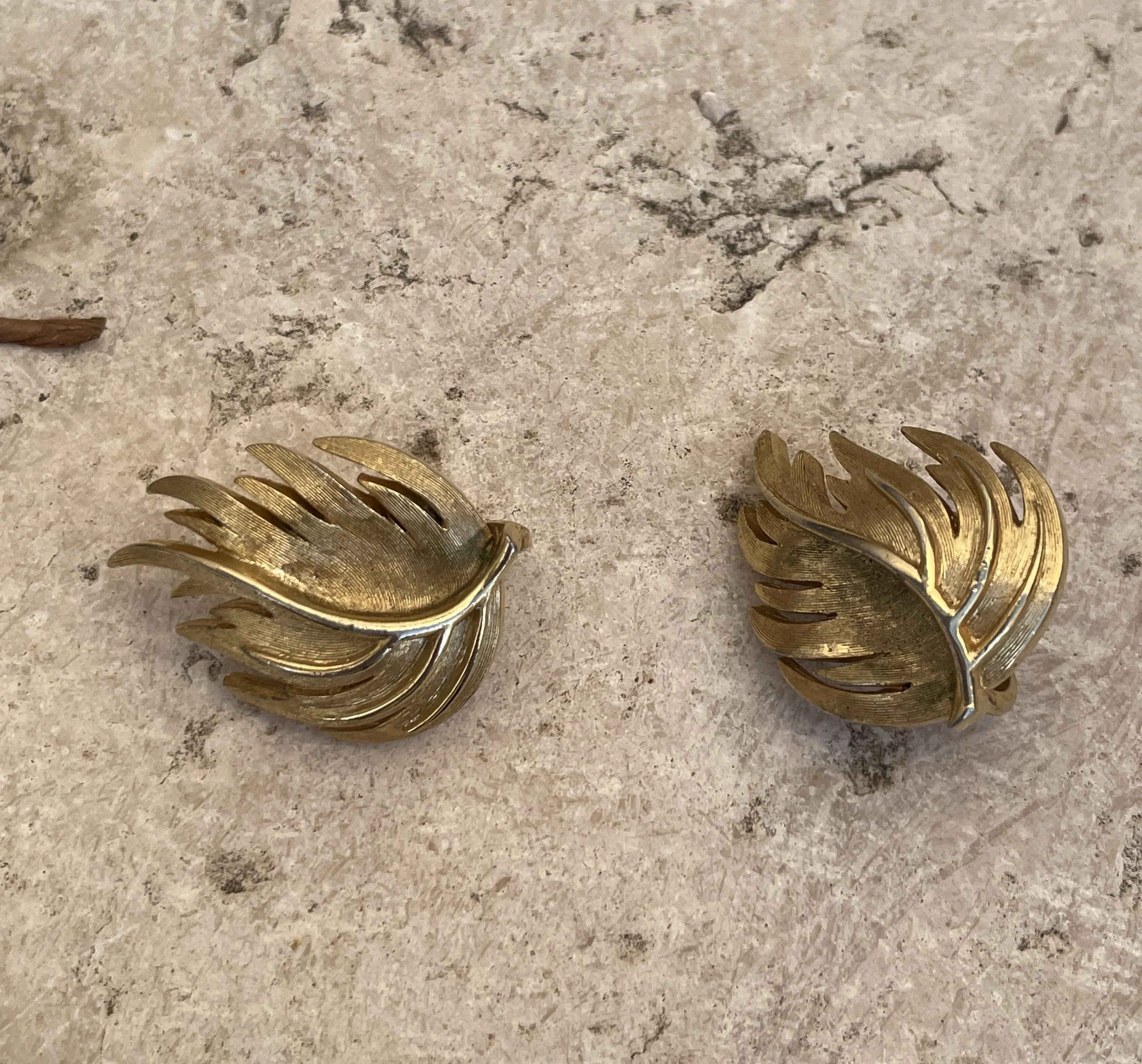 Trifari Vintage Clip on Earrings