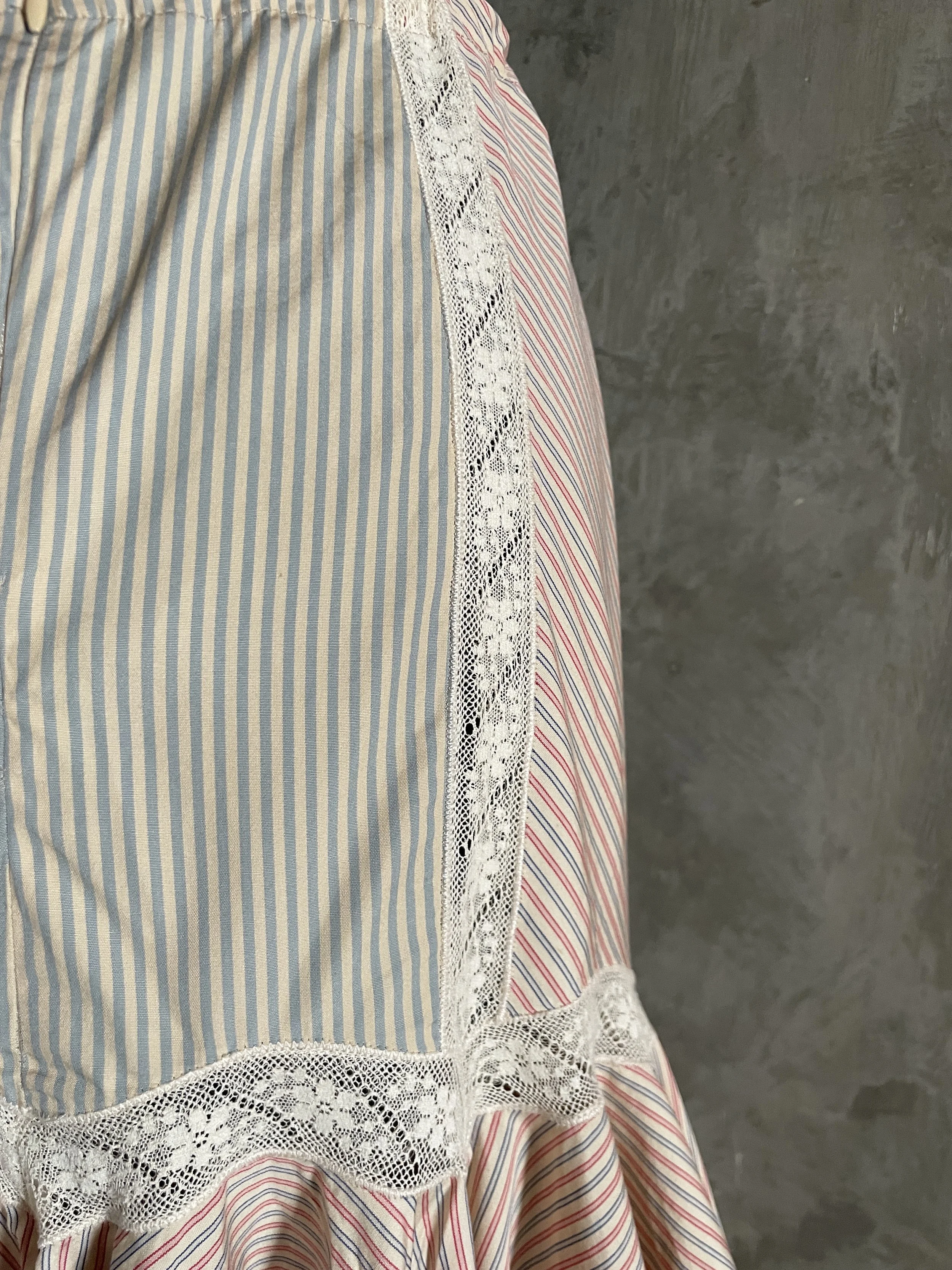 Alexander McQueen Spring-Summer 2005 striped cotton and lace