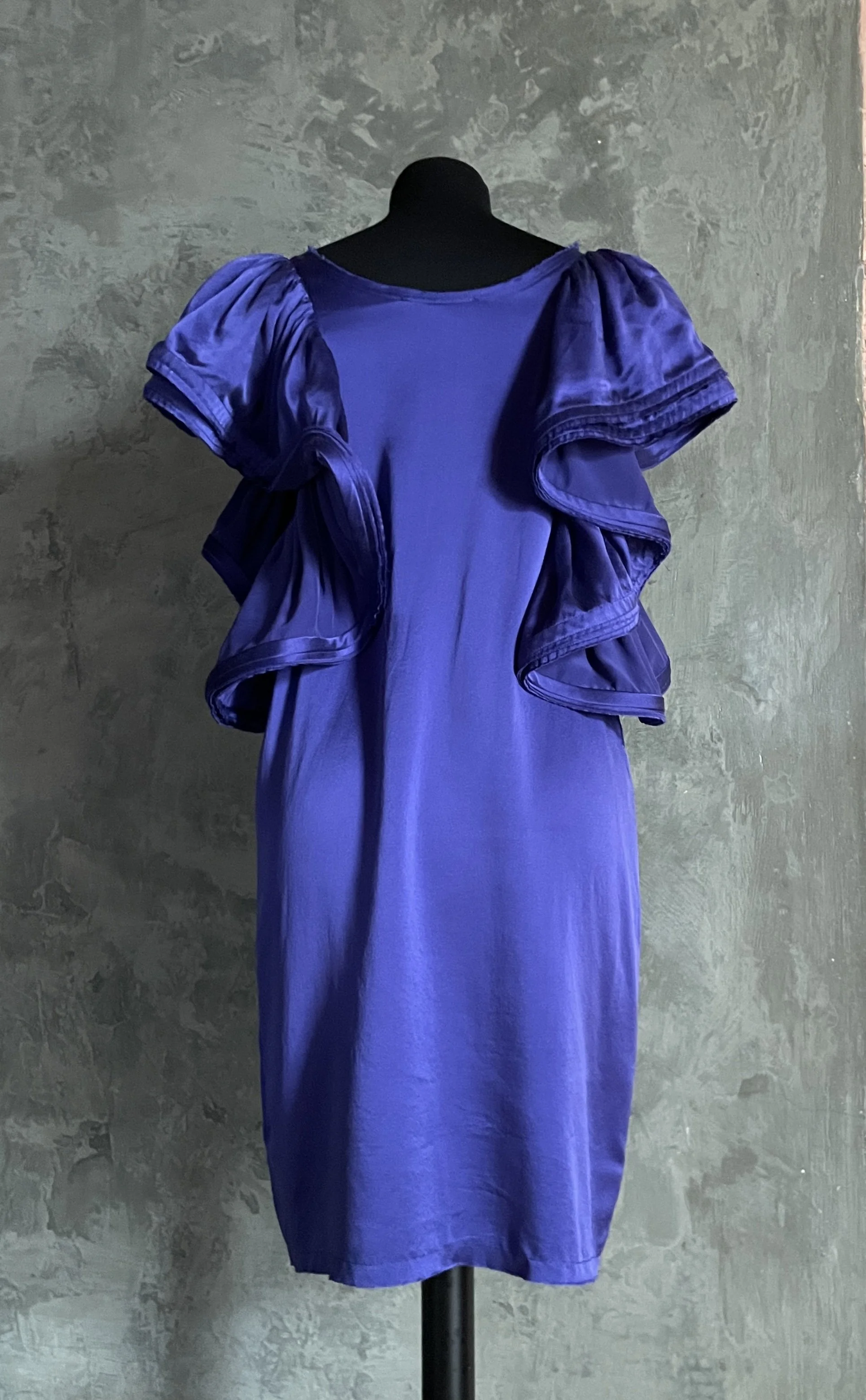 Lanvin x H&M Hiver 2010 Ruffled Arms Dress Mia Luxury Vintage Lanvin x H&M Hiver 2010 Ruffled Arms Dress Mia Luxury Vintage