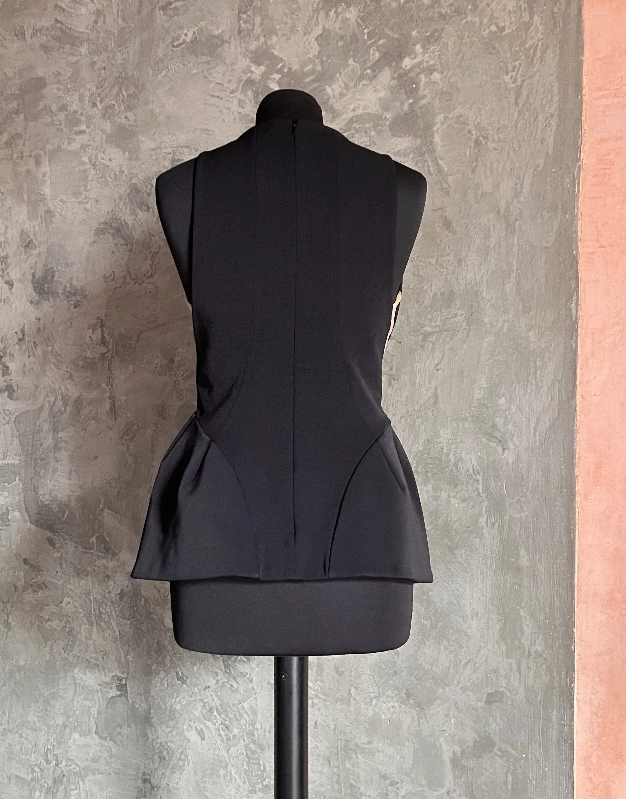 Stella McCartney Pre-Fall 2012 Sleeveless Peplum Top