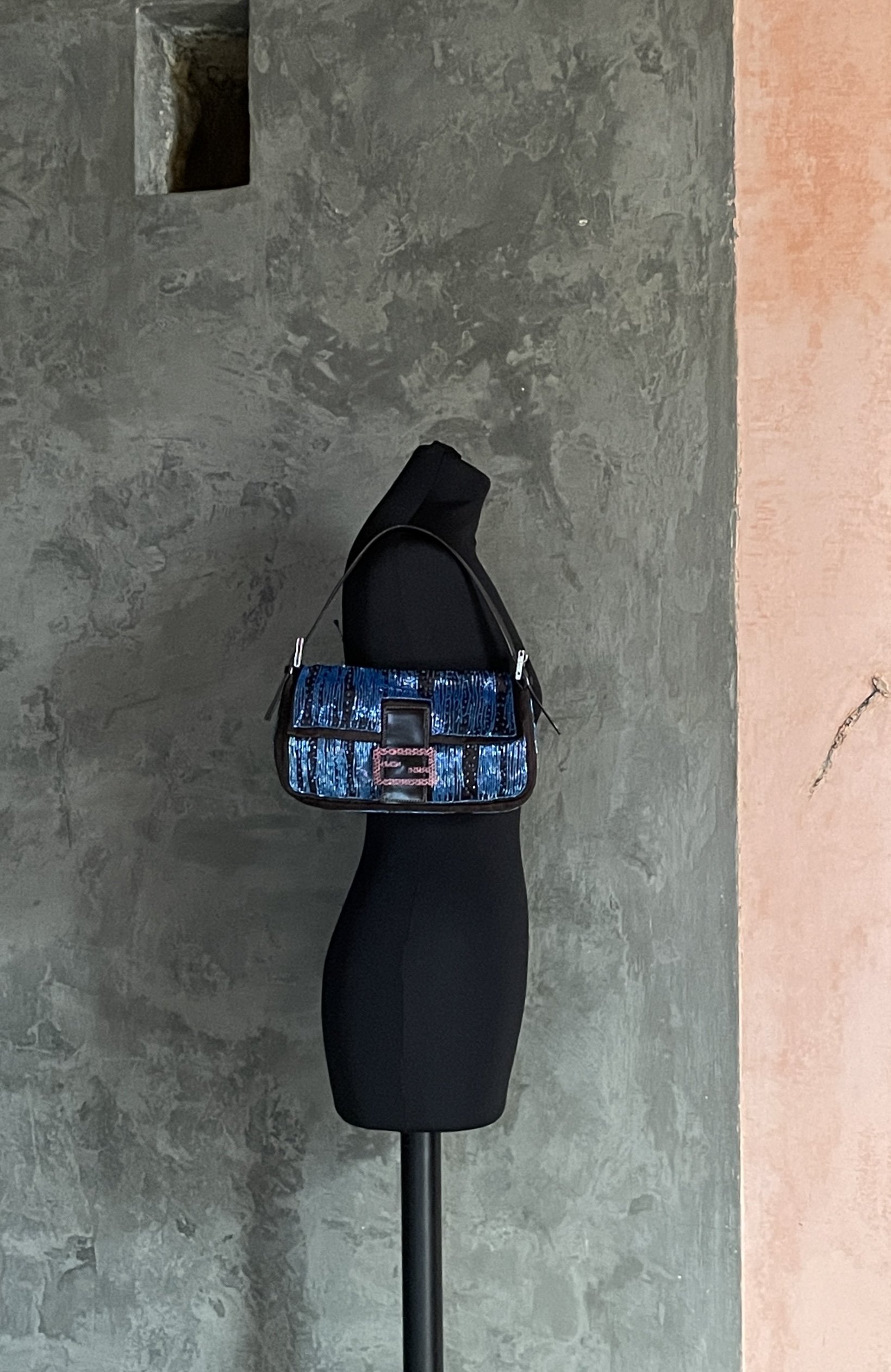 Fendibaguette18.jpg