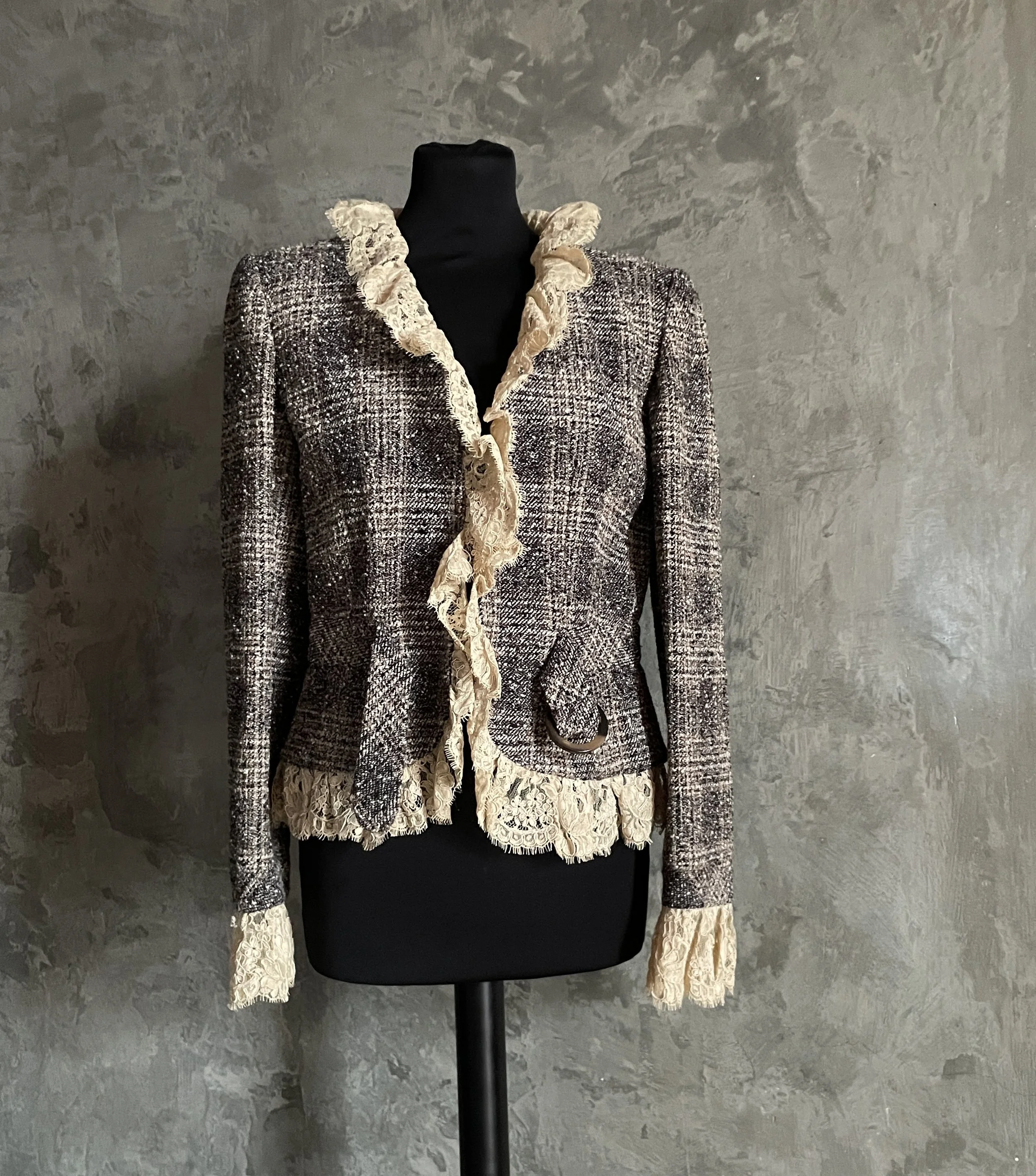 ValentinoTweed&Lace5.jpg