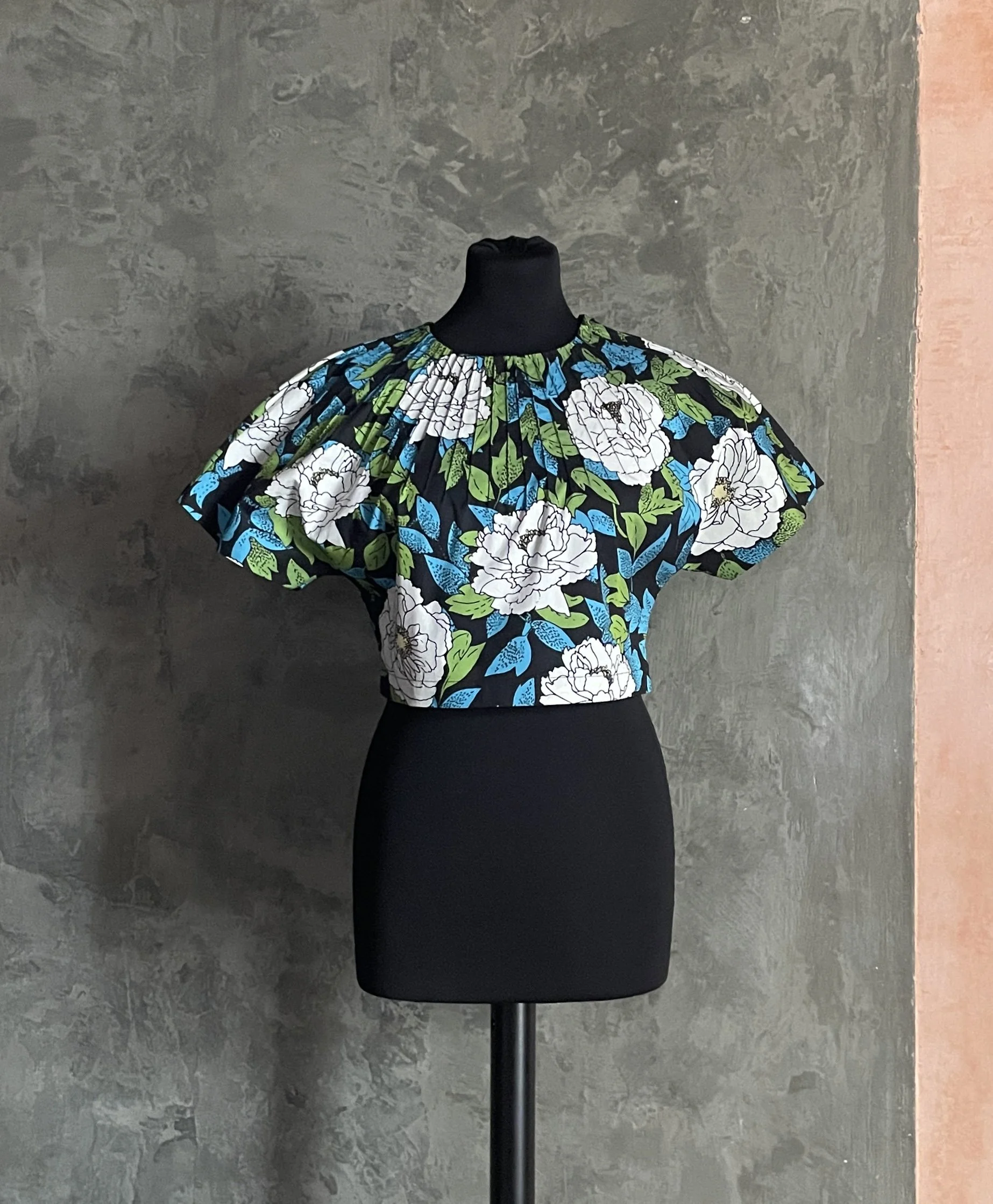 Diane von Furstenberg Floral Crop Top