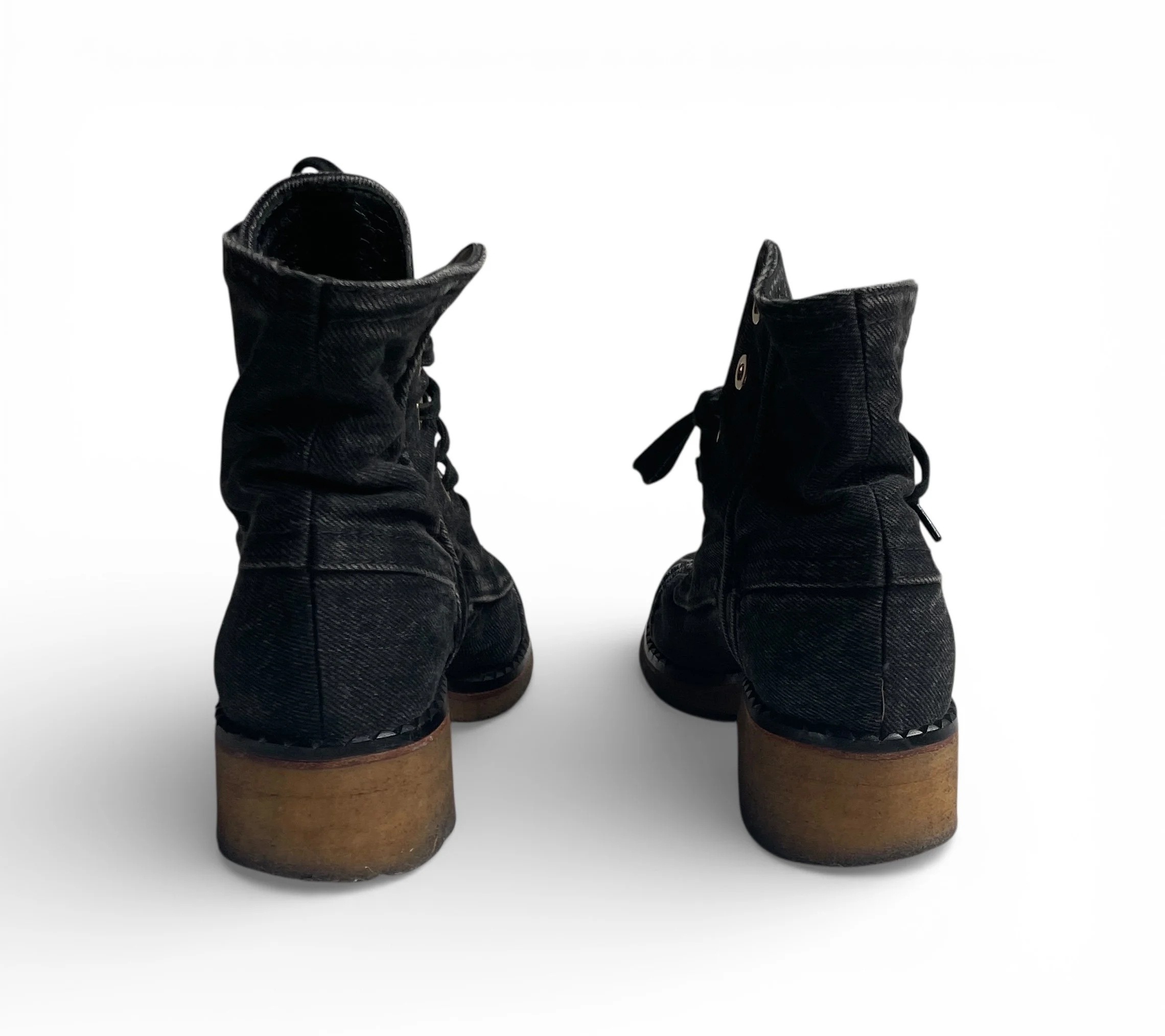 Chaneldenimboots11.JPG