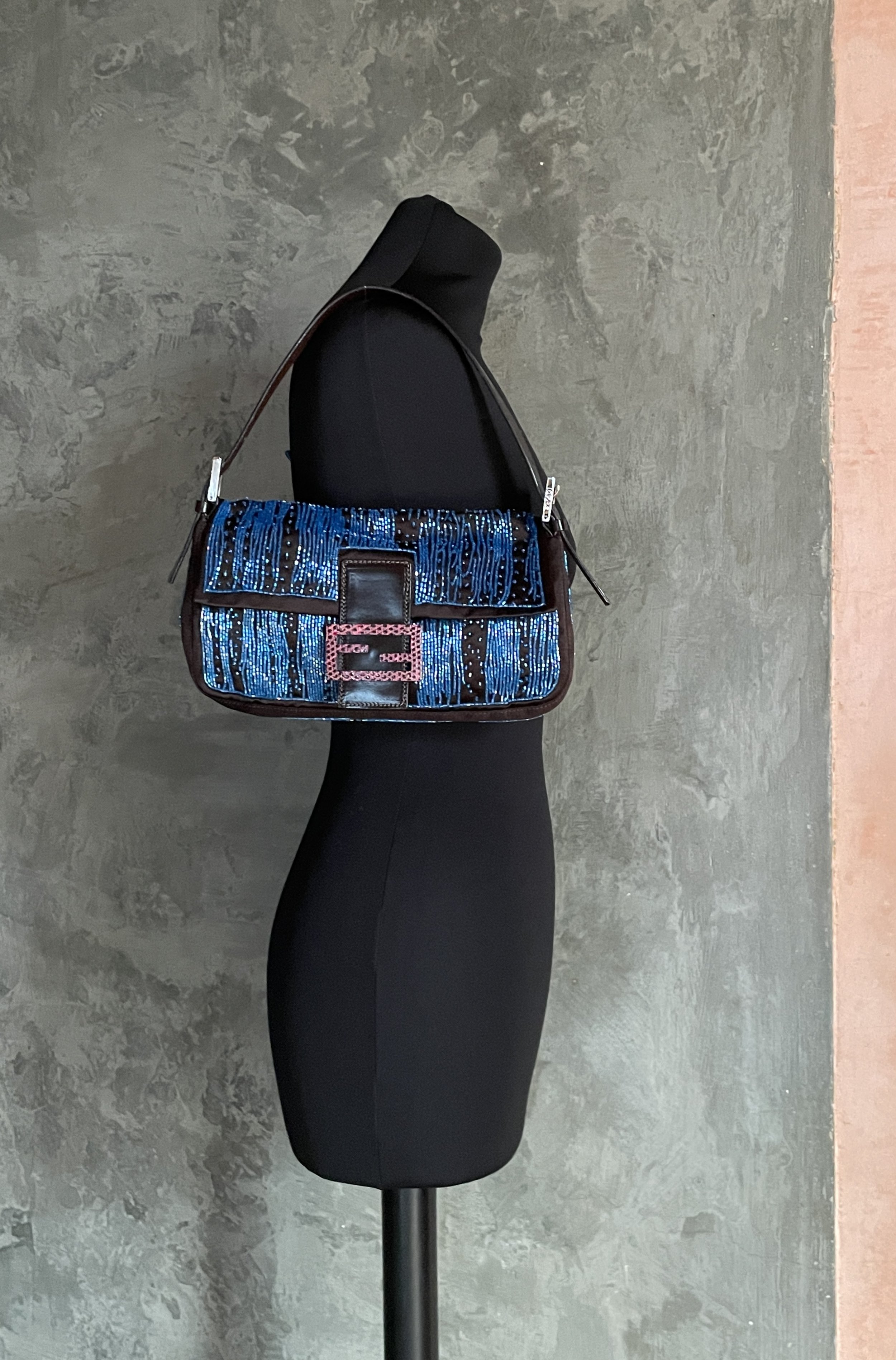 Fendibaguette19.jpg