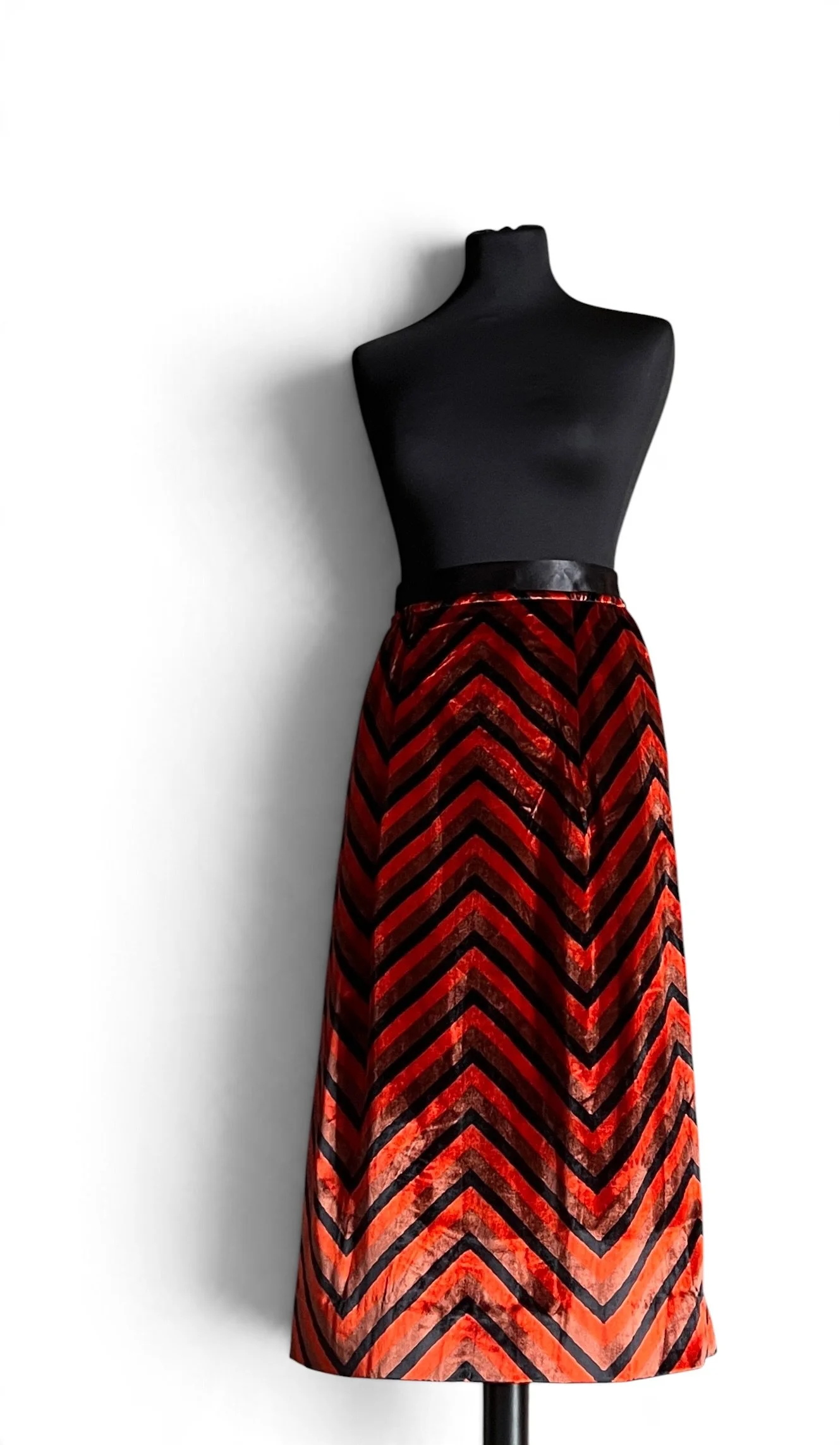 Marc by Marc Jacobs Fall 2011 Chevron Midi Skirt